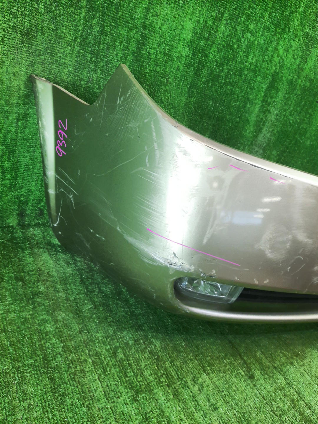 Бампер передний NISSAN PRIMERA P12, QP12, TNP12, TP12, HP12, RP12, WTNP12, WHP12, WRP12 9392 2 ракурс
