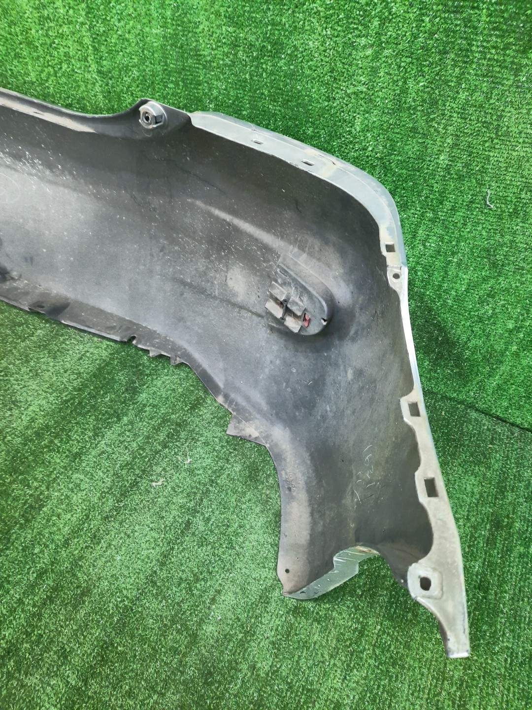 Бампер задний HONDA CIVIC EU3, EU1, EU4, EU2 9400 5 ракурс