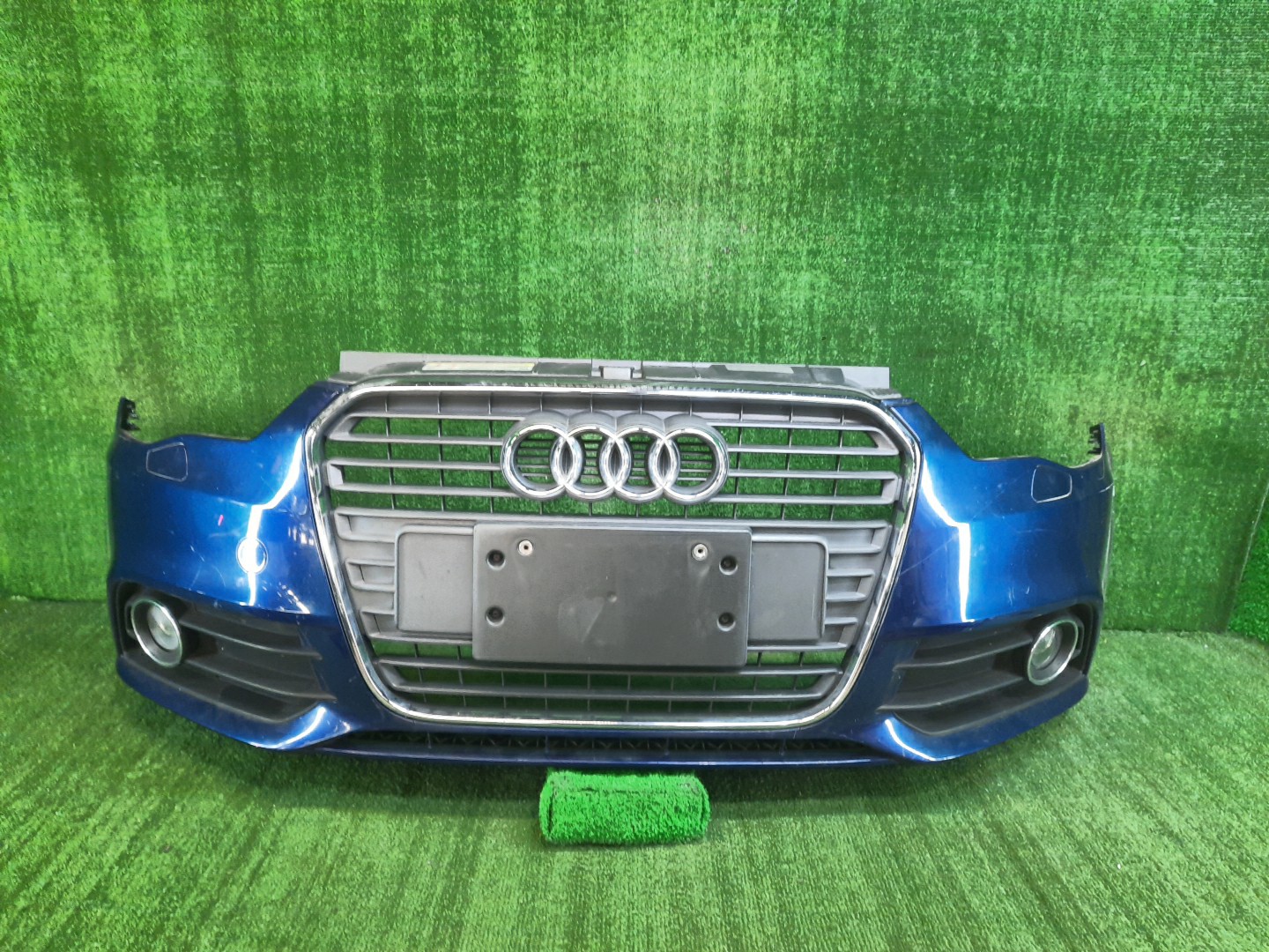Бампер передний AUDI A1 8X1 9481 1 ракурс Бампер передний AUDI A1 8X1 9481 1 ракурс