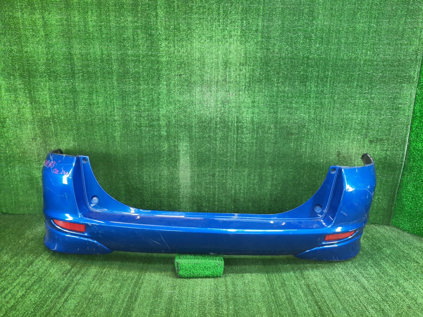 Бампер задний MAZDA DEMIO DY3W, DY5W, DY3R 9531 1 ракурс