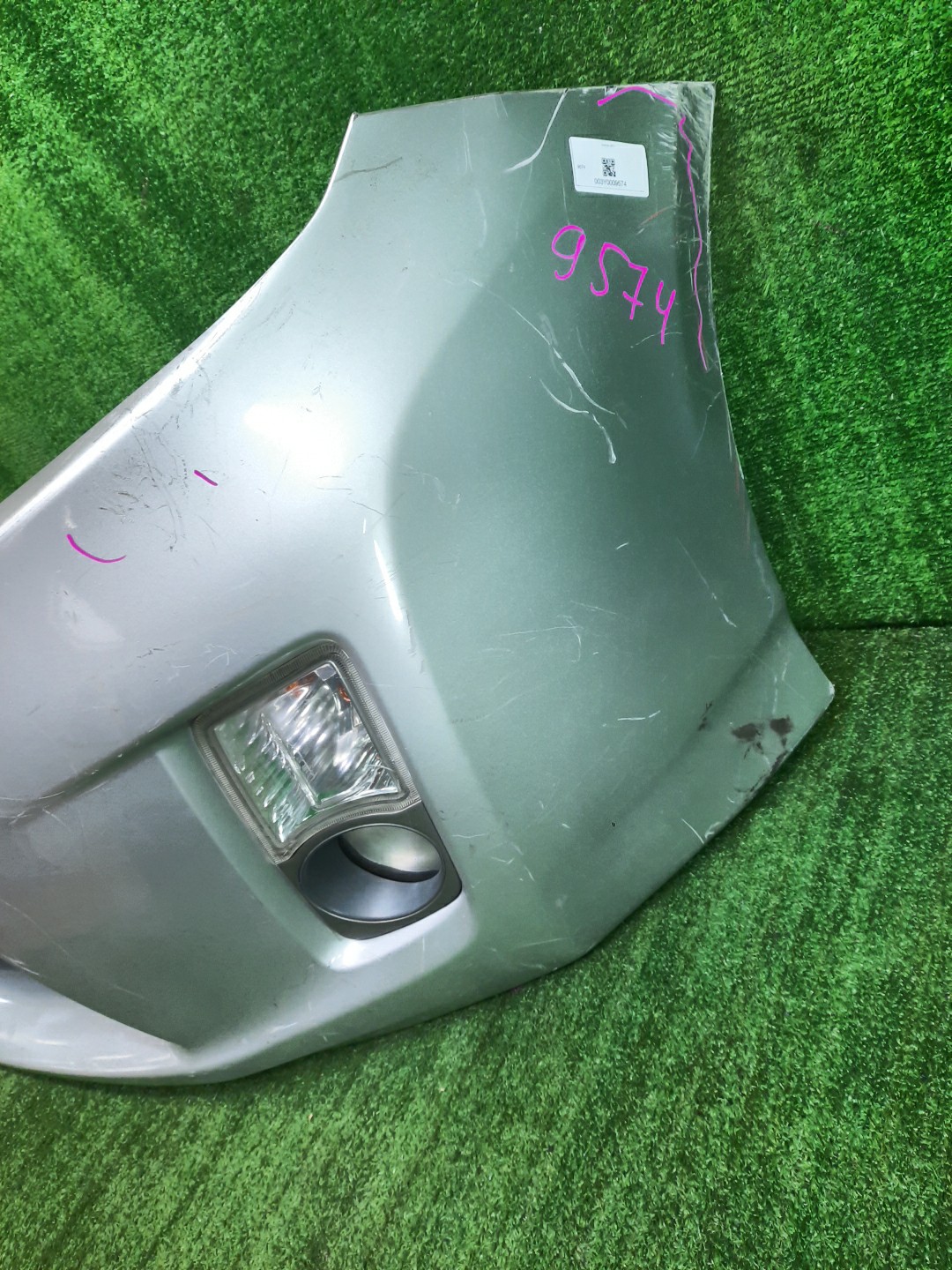 Бампер передний TOYOTA PRIUS ZVW30 9574 4 ракурс