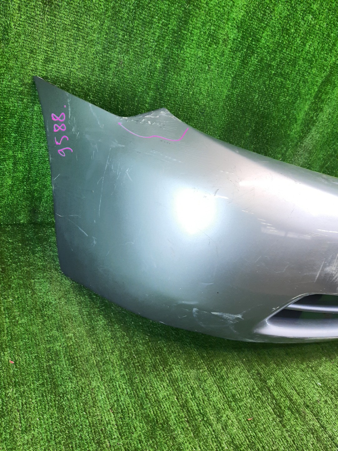 Бампер передний TOYOTA PRIUS NHW11 9588 2 ракурс