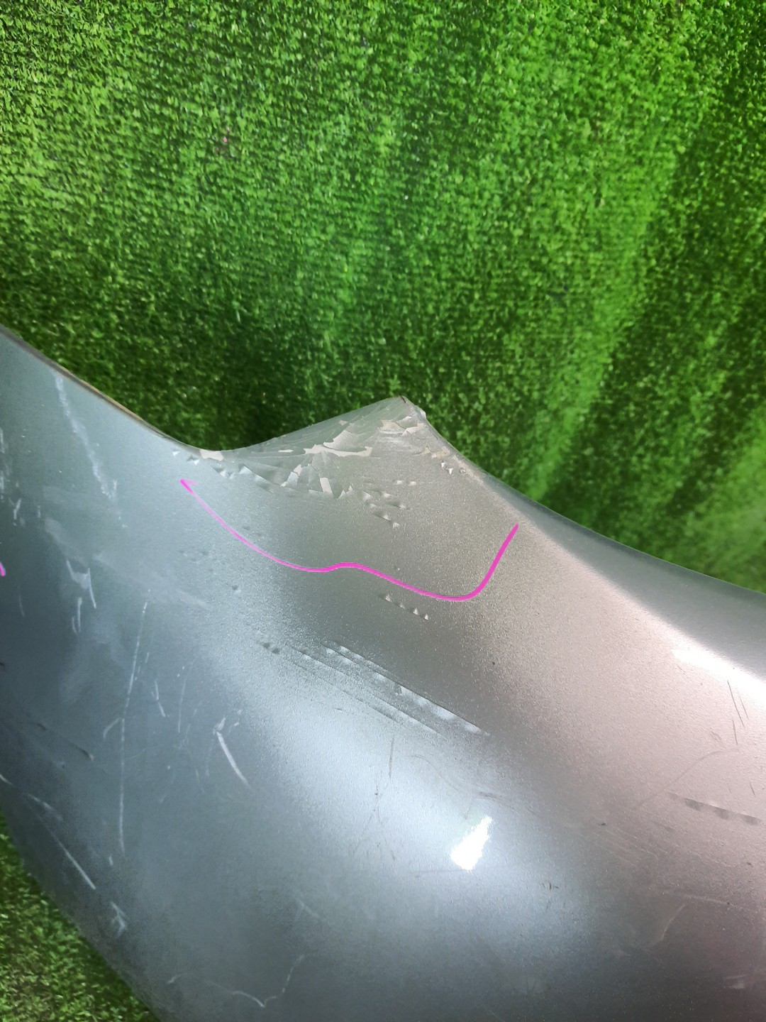 Бампер передний TOYOTA PRIUS NHW11 9588 3 ракурс