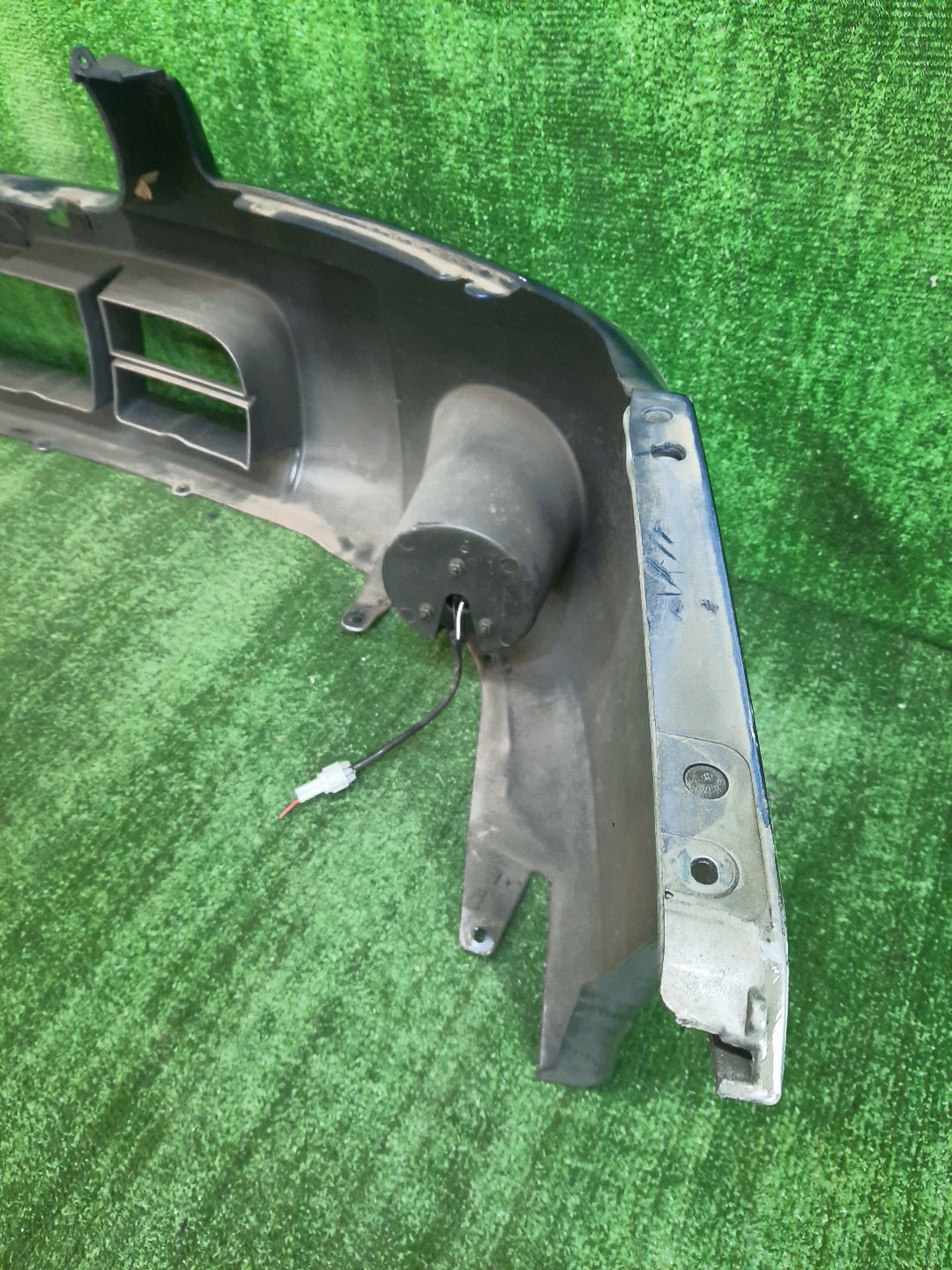 Бампер передний NISSAN AVENIR SW11, W11, PNW11, PW11, RNW11, RW11 9610 5 ракурс
