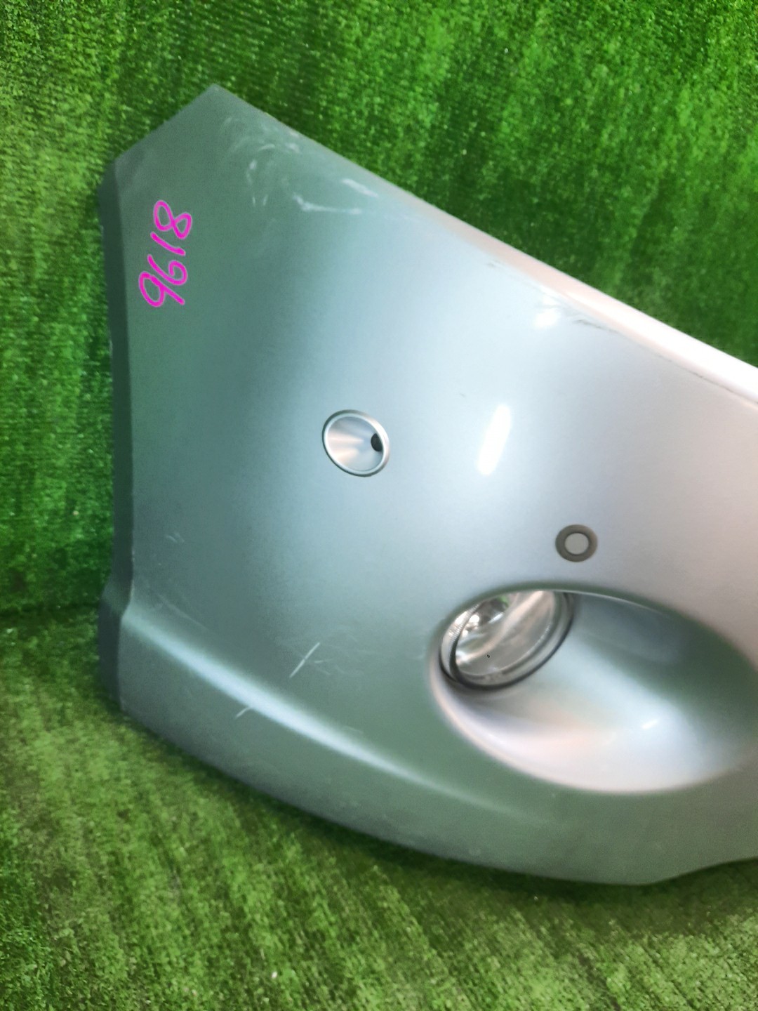 Бампер передний MITSUBISHI GRANDIS NA4W 9618 2 ракурс