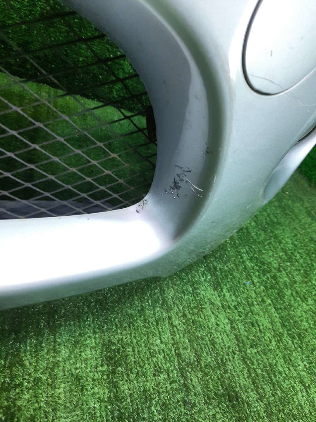 Бампер передний MITSUBISHI GRANDIS NA4W 9618 4 ракурс