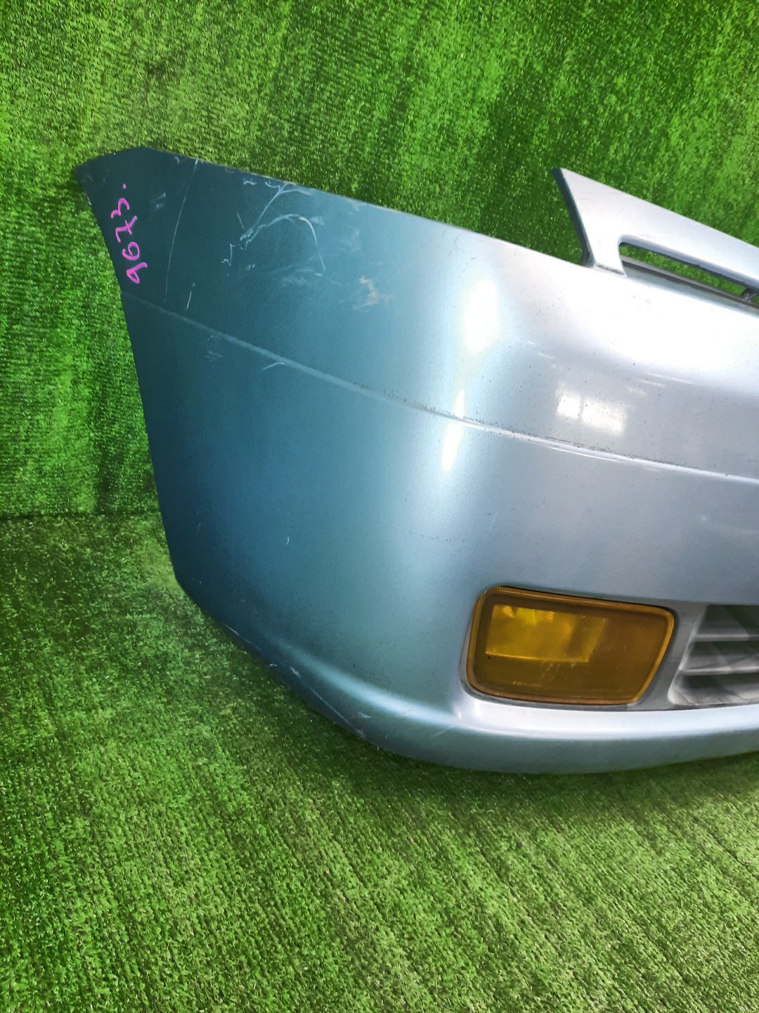 Бампер передний NISSAN SERENA TNC24, TC24, RC24, PC24, PNC24, VC24, VNC24 9673 2 ракурс