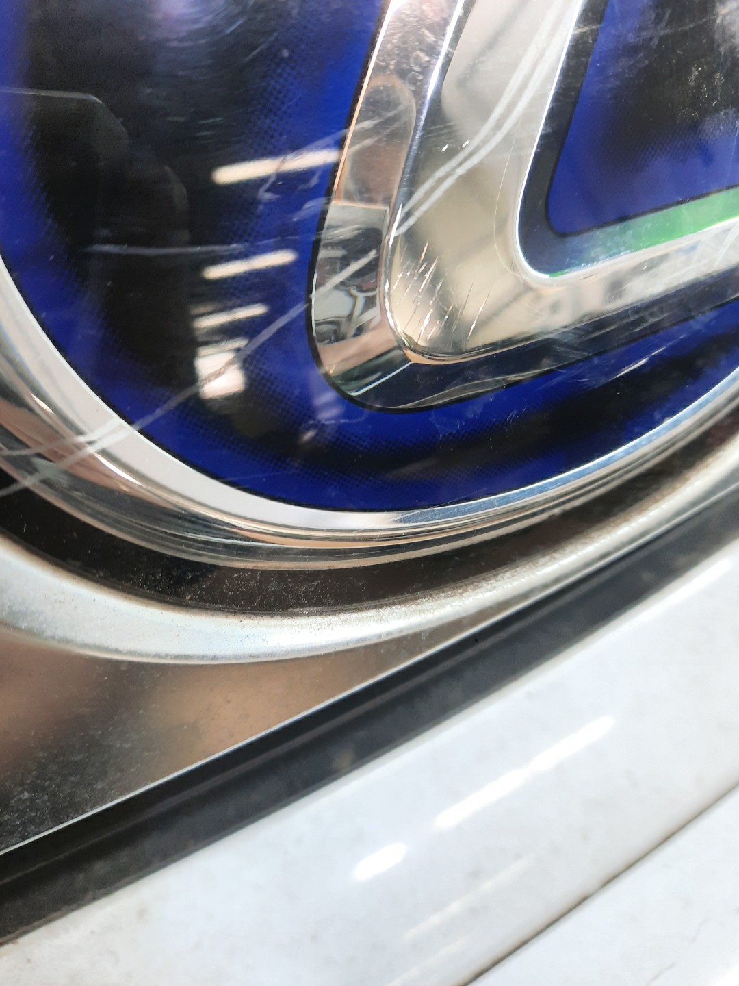 Бампер передний LEXUS HS250H ANF10 9704 5 ракурс