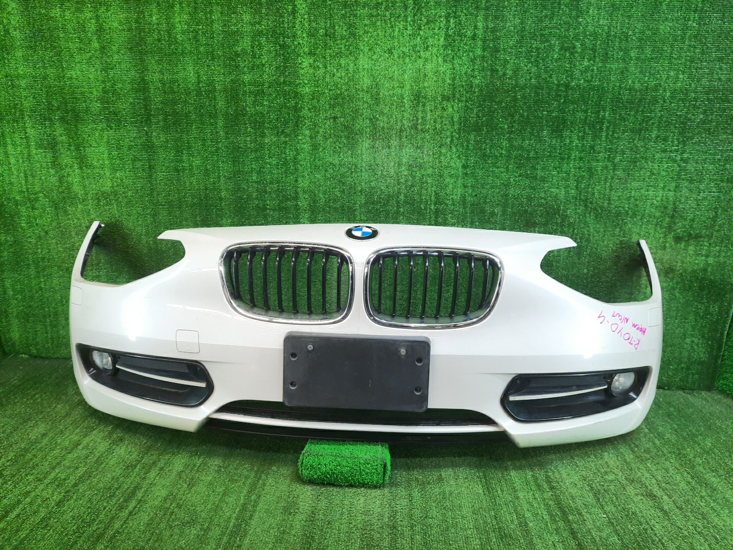 Бампер передний BMW 1-Series F20 51117272568 1 ракурс
