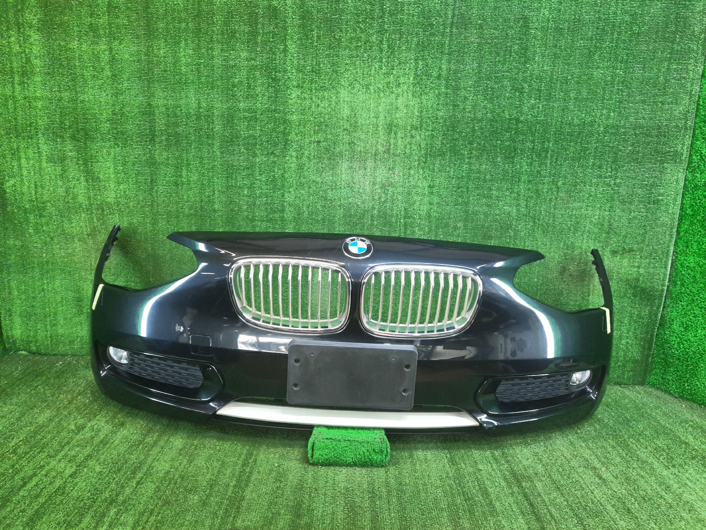 Бампер передний BMW 1-Series F20 51117272568 1 ракурс