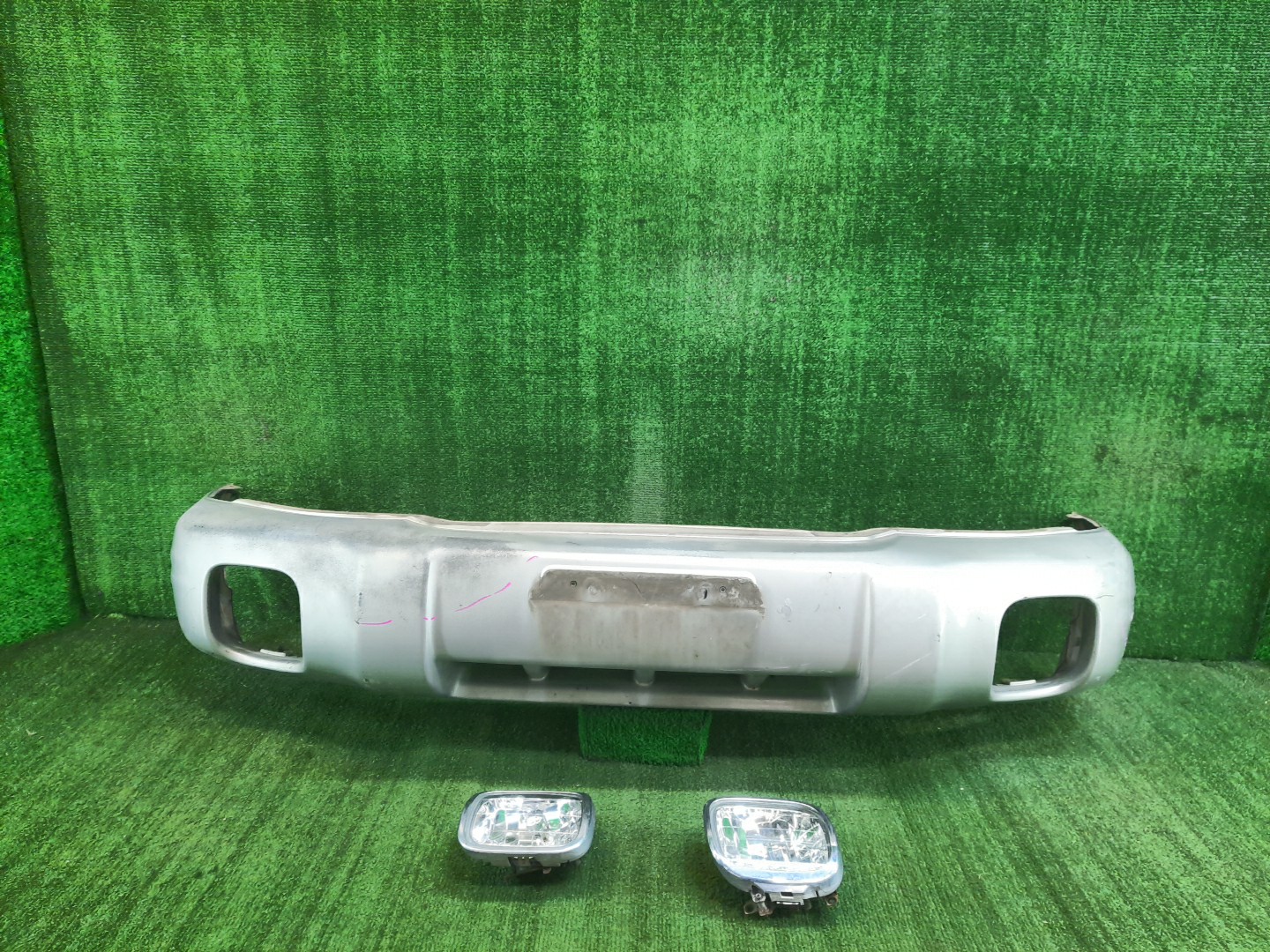 Бампер передний SUBARU FORESTER SF5, SF9 9813 1 ракурс