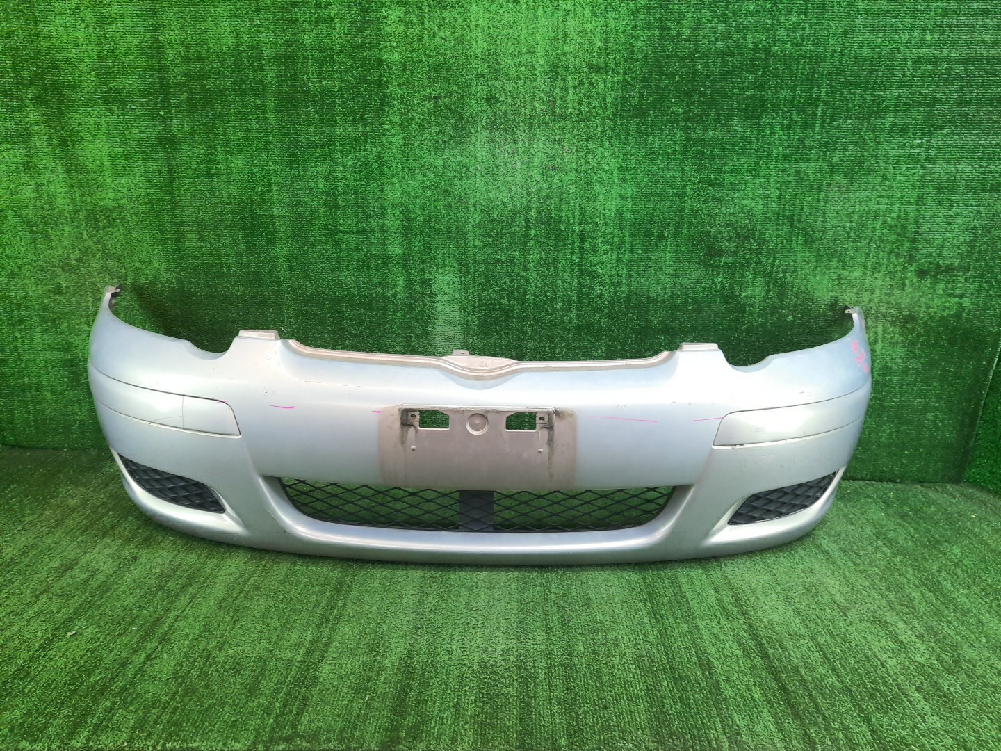 Бампер передний TOYOTA VITZ, YARIS SCP10, NCP10, SCP13, NCP15, NCP11, NCP13 9869 1 ракурс