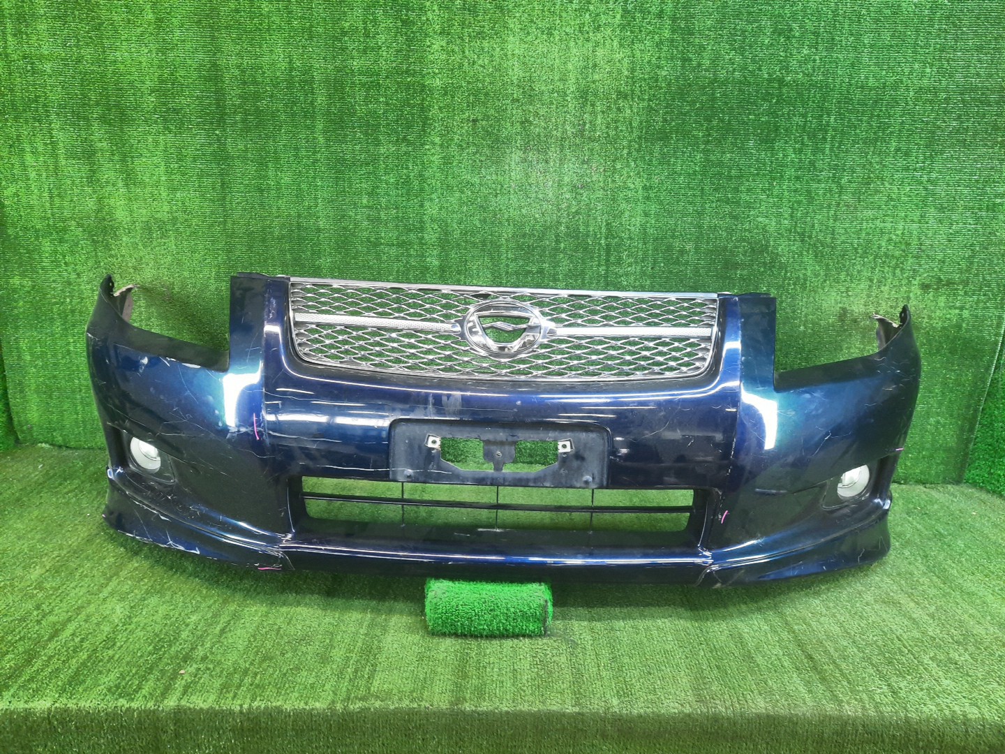 Бампер передний TOYOTA COROLLA FIELDER, COROLLA AXIO ZRE144G, ZRE142G, NZE144G, NZE141G, NZE141, NZE144, ZRE142, ZRE144 9934 1 ракурс Бампер передний TOYOTA COROLLA FIELDER, COROLLA AXIO ZRE144G, ZRE142G, NZE144G, NZE141G, NZE141, NZE144, ZRE142, ZRE144 9934 1 ракурс