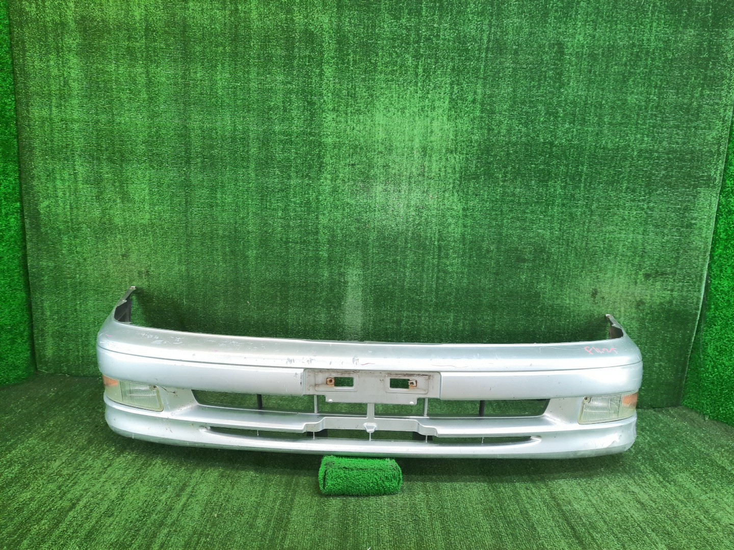Бампер передний TOYOTA VISTA SV40, SV41, CV40, SV42, SV43 10020 1 ракурс
