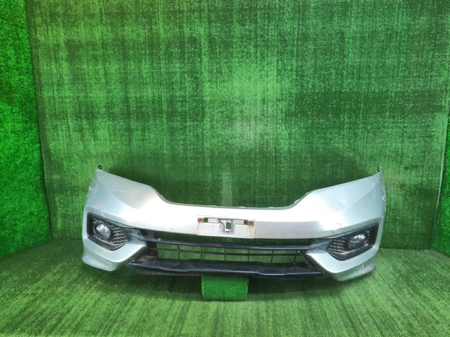Бампер передний HONDA FIT SHUTTLE GG7, GG8, GP2 10078 1 ракурс
