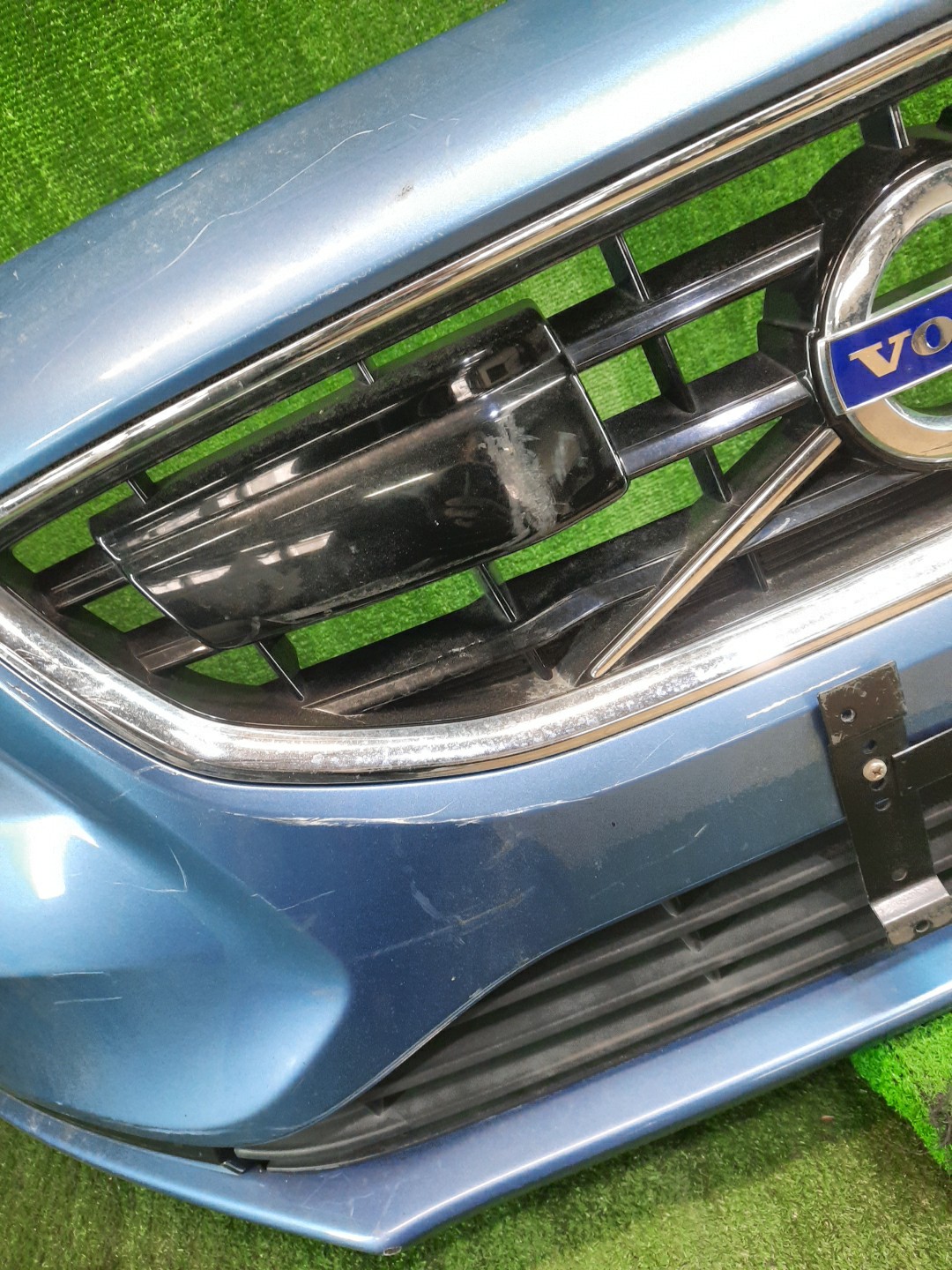 Бампер передний VOLVO V40 MZ63, MV, MV48 10157 4 ракурс