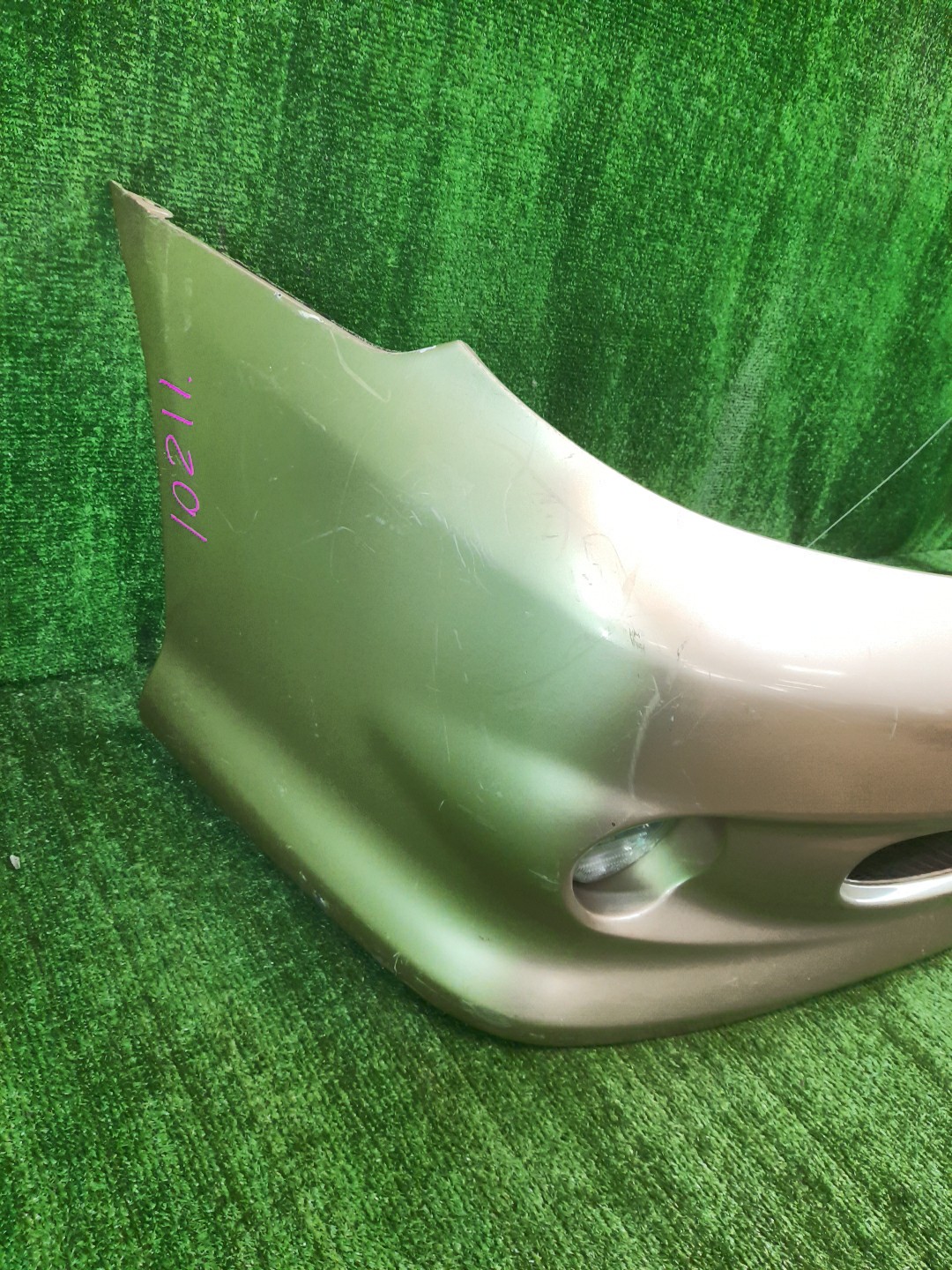 Бампер передний TOYOTA ALLEX, COROLLA RUNX ZZE124, NZE121, ZZE122, ZZE123, NZE124 10211 2 ракурс