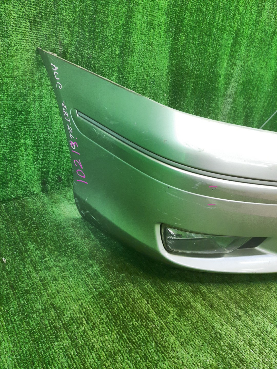 Бампер передний TOYOTA PREMIO ZZT240, NZT240, AZT240, ZZT245 10213 2 ракурс