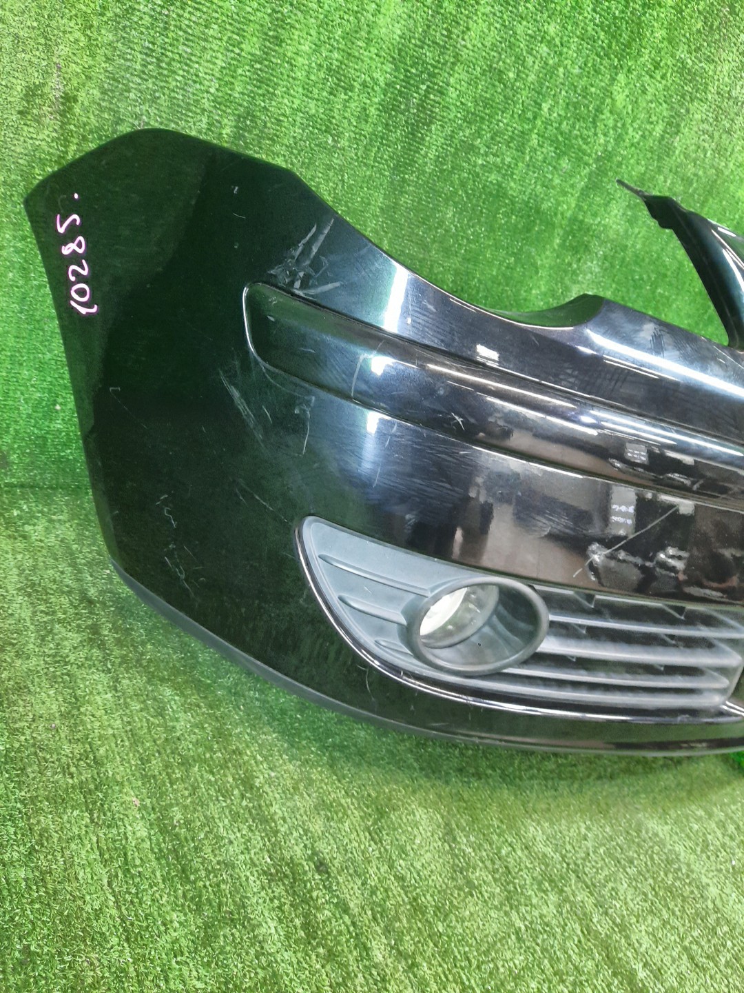 Бампер передний VOLKSWAGEN POLO 9N3 10285 2 ракурс