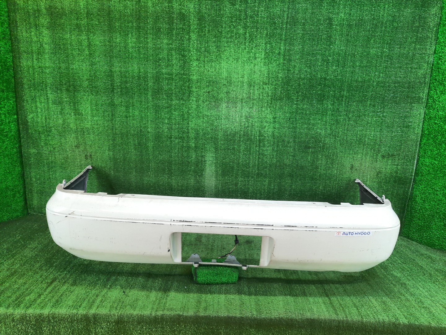 Бампер задний TOYOTA SPRINTER AE100, AE101, AE109, EE101, AE104, CE107, CE100, CE109, EE108 10312 1 ракурс