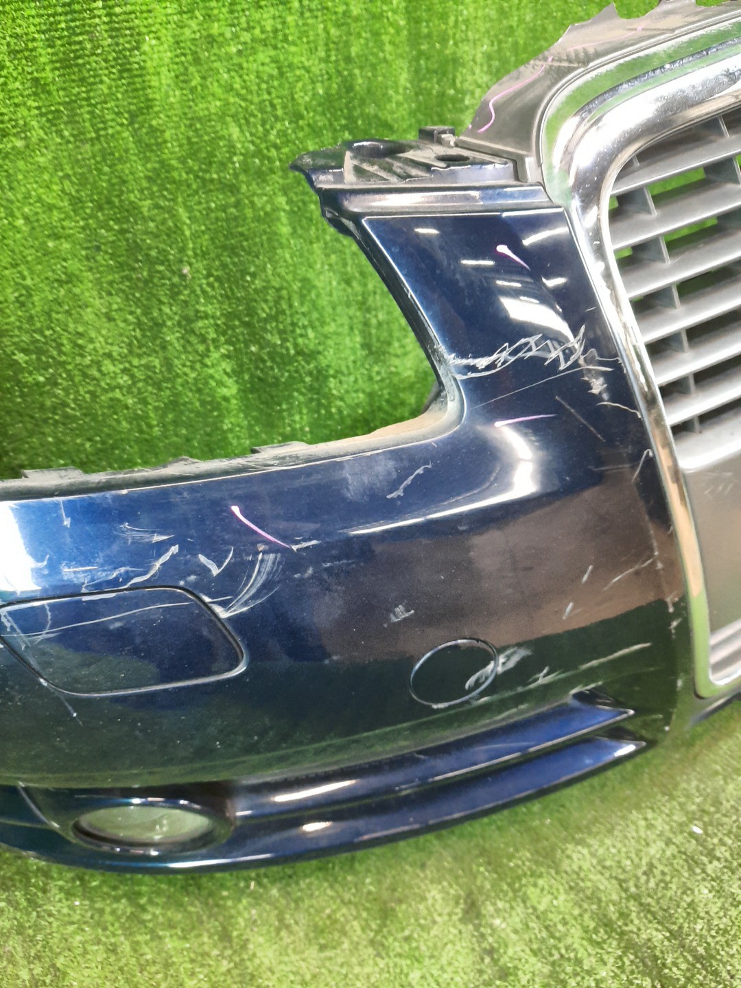 Бампер передний AUDI A4 8ED, 8E, 8HE, 8H7, 8E5, 8EC, B7, B6 B7 3 ракурс