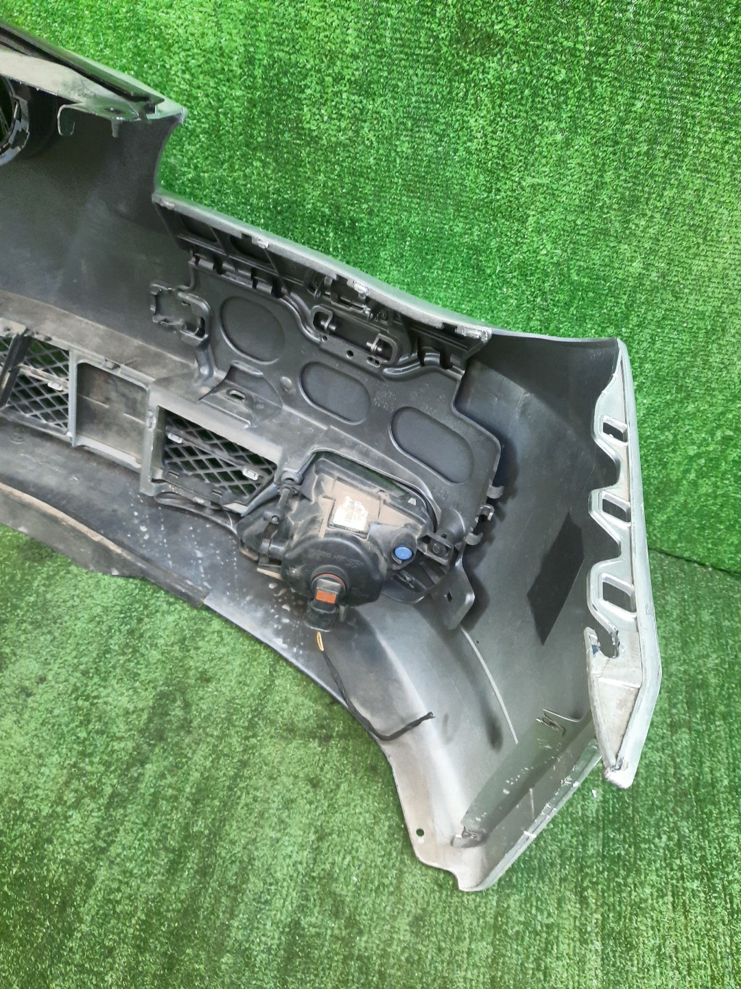 Бампер передний BMW 5-Series, 530i, 540i, 520i, 523i, 525i, 530xi, 545i, 550i, 525xi E61, E60 10326 4 ракурс