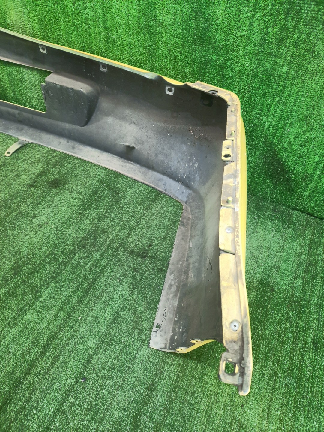 Бампер задний MITSUBISHI LANCER CEDIA, LANCER CS3W, CS9W, CS2W, CS5W 10343 5 ракурс