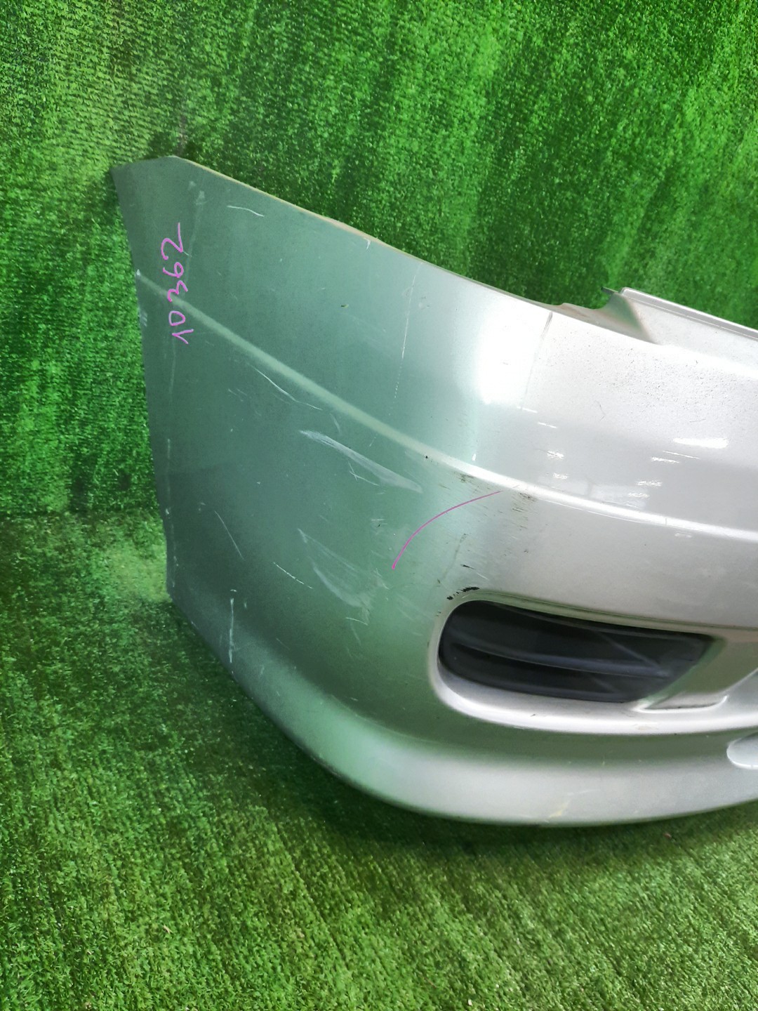 Бампер передний NISSAN SERENA TNC24, TC24, RC24, PC24, PNC24, VC24, VNC24 10362 2 ракурс