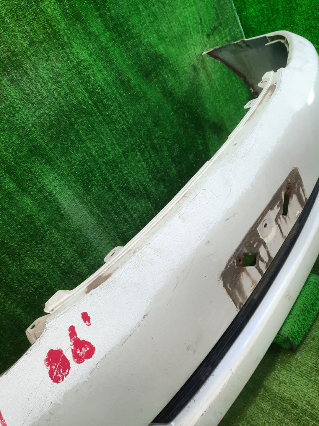 Бампер передний TOYOTA IPSUM ACM21W, ACM26W 10377 3 ракурс