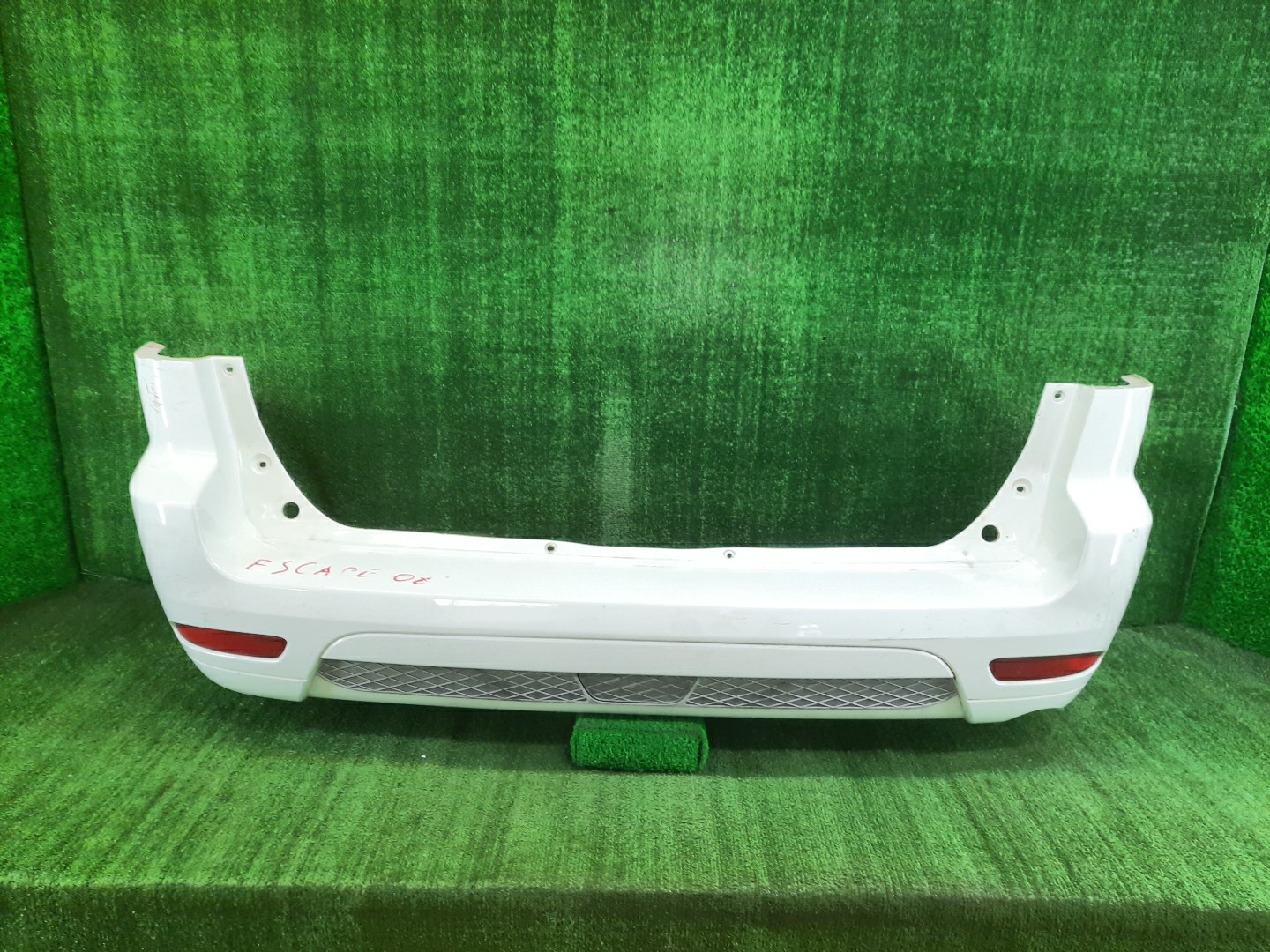 Бампер задний FORD ESCAPE LFAAJ, LFAL3 10393 1 ракурс