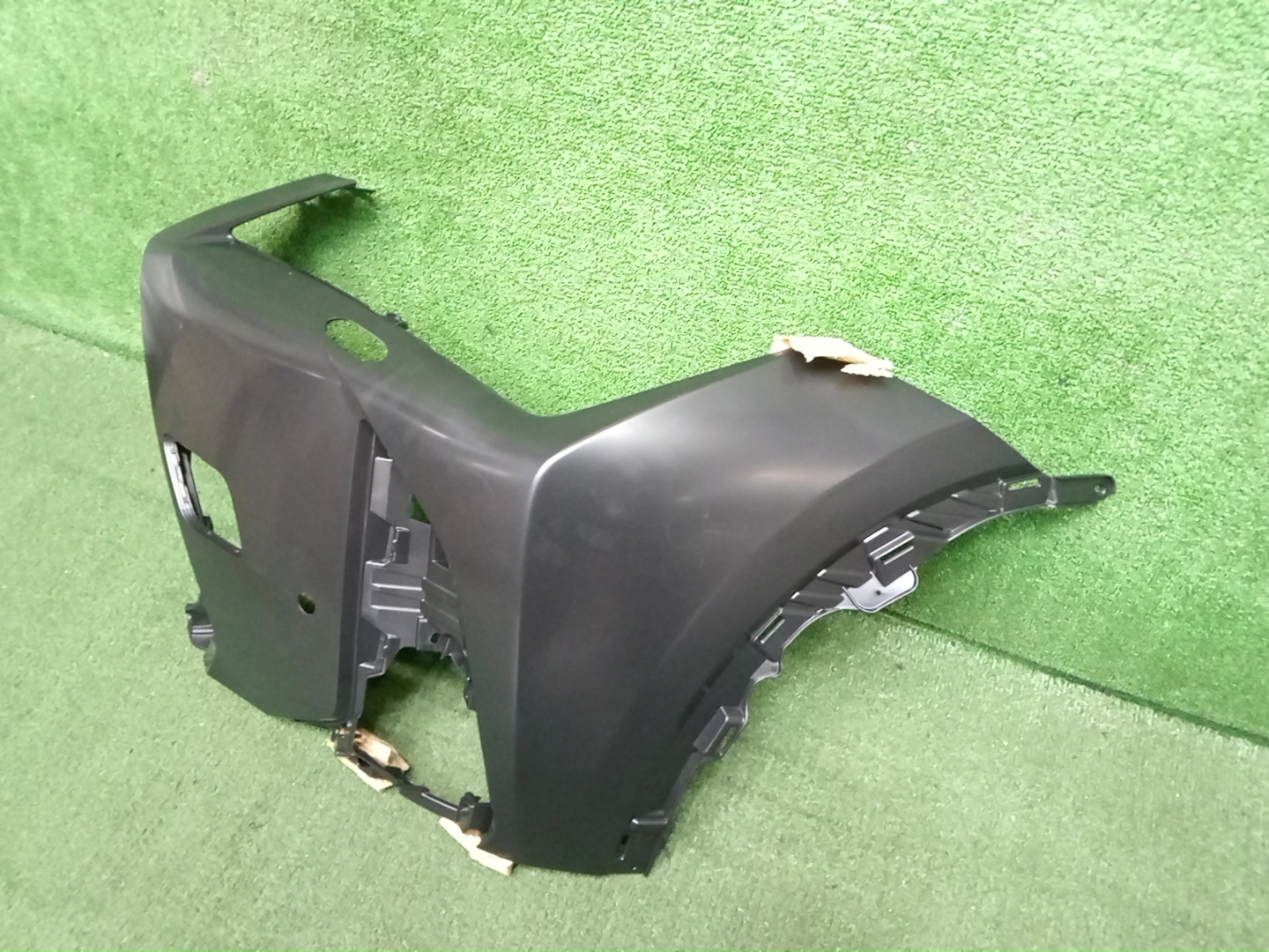 Бампер правый передний LEXUS UX250H MZAH10 52113-76914 2 ракурс