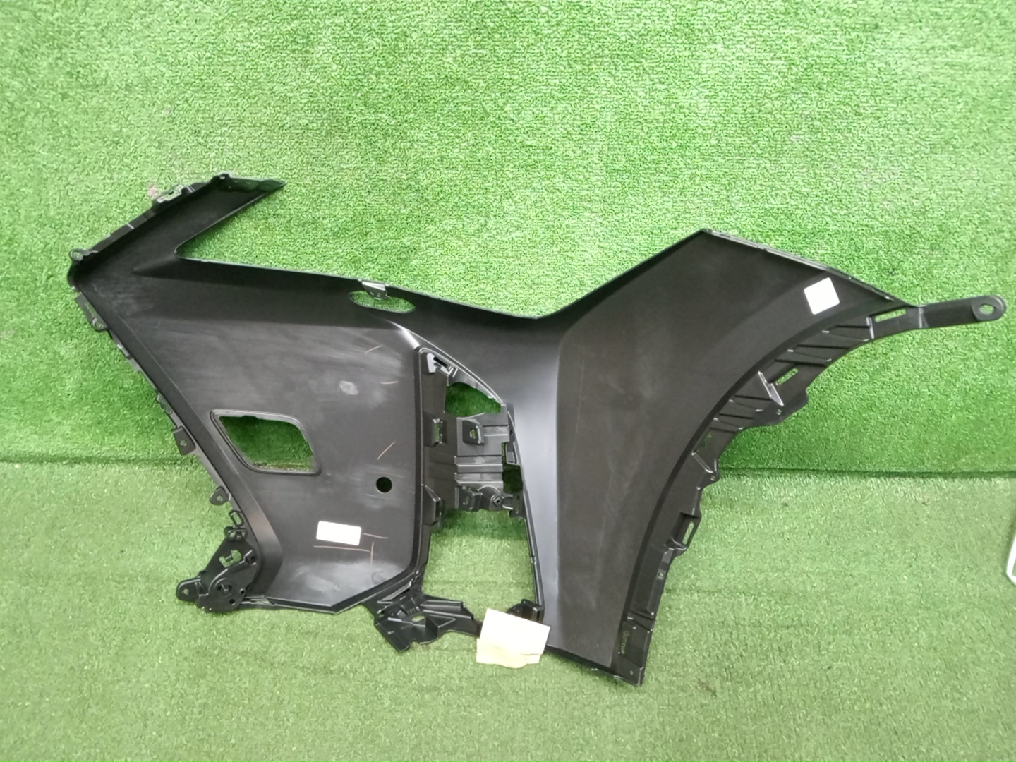 Бампер левый передний LEXUS UX250H MZAH10 52112-76916 3 ракурс