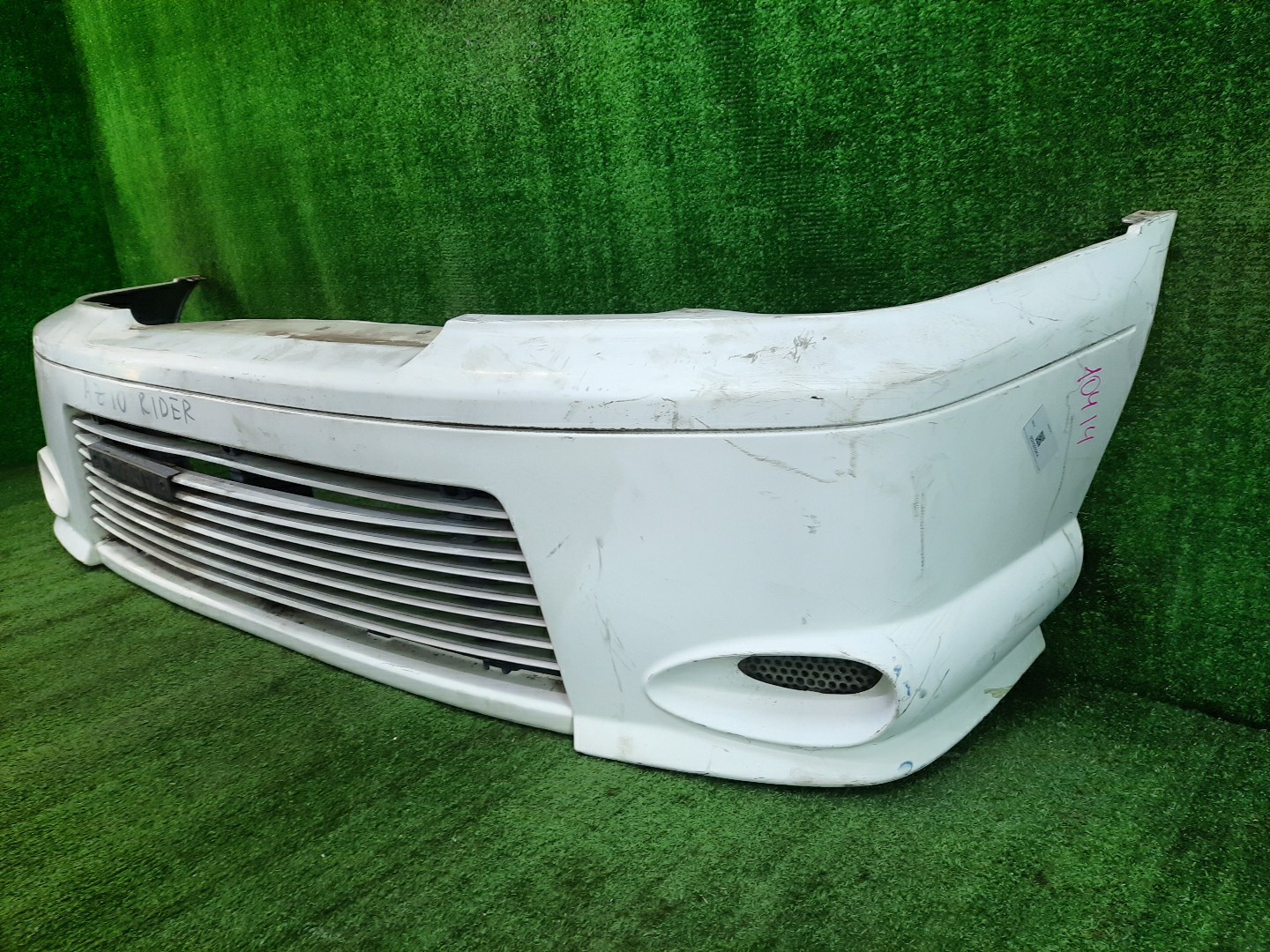 Бампер передний NISSAN CUBE Z10 10414 3 ракурс
