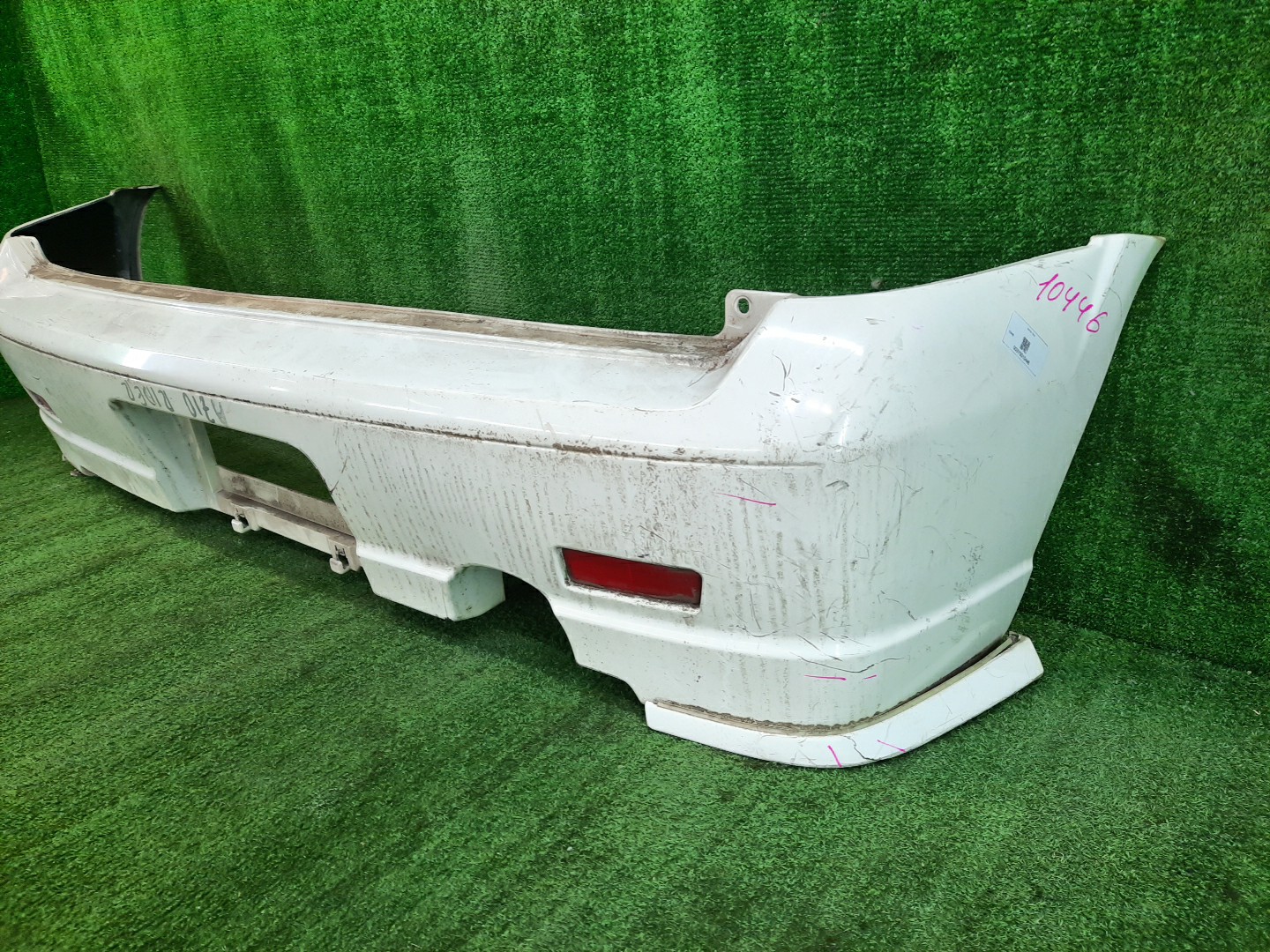 Бампер задний NISSAN CUBE Z10 10446 2 ракурс