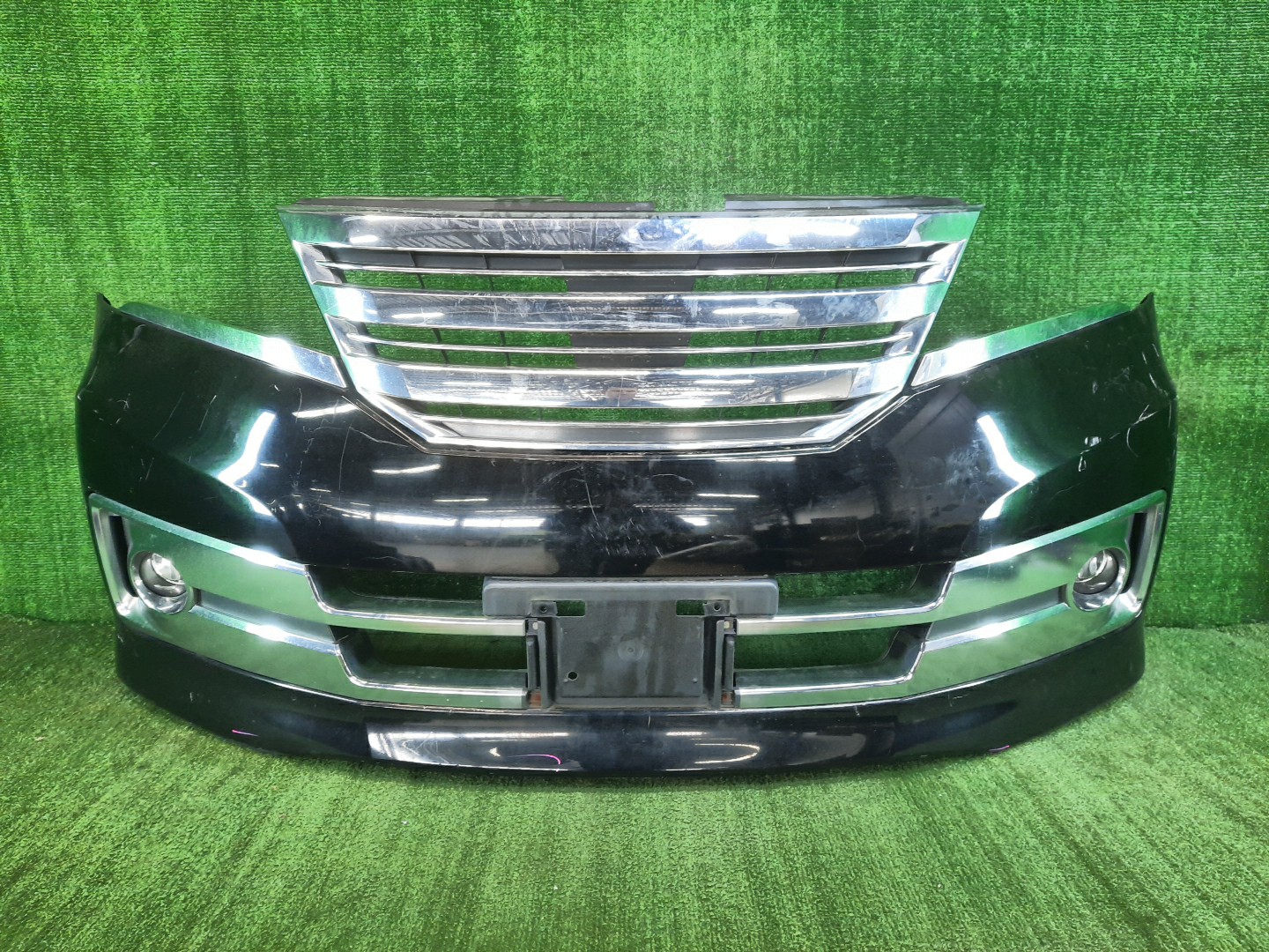 Бампер передний NISSAN SERENA C26 RIDER 1 ракурс