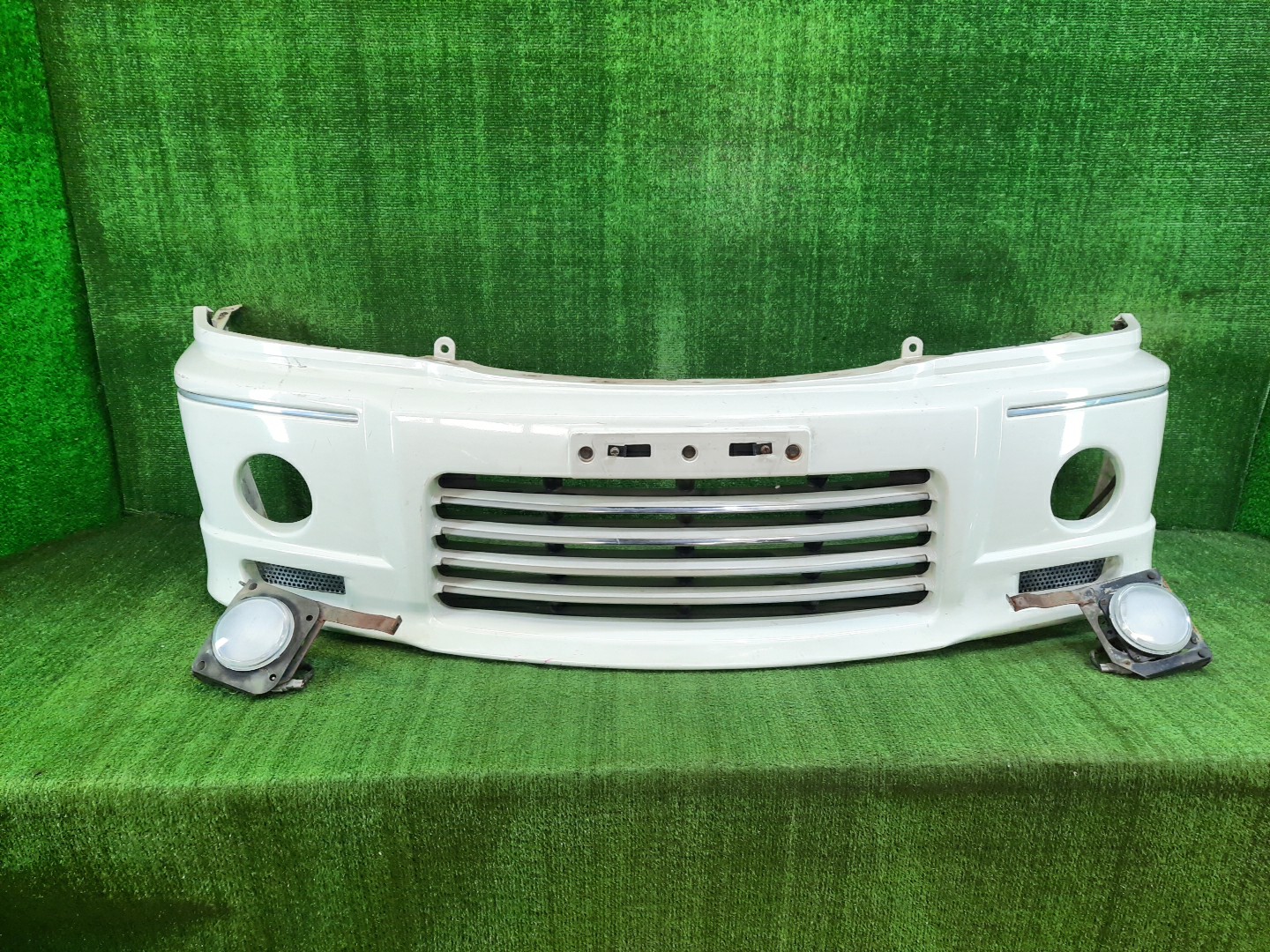 Бампер передний NISSAN PRESAGE U30, NU30, TU30, TNU30, HU30, VNU30, VU30 10506 1 ракурс