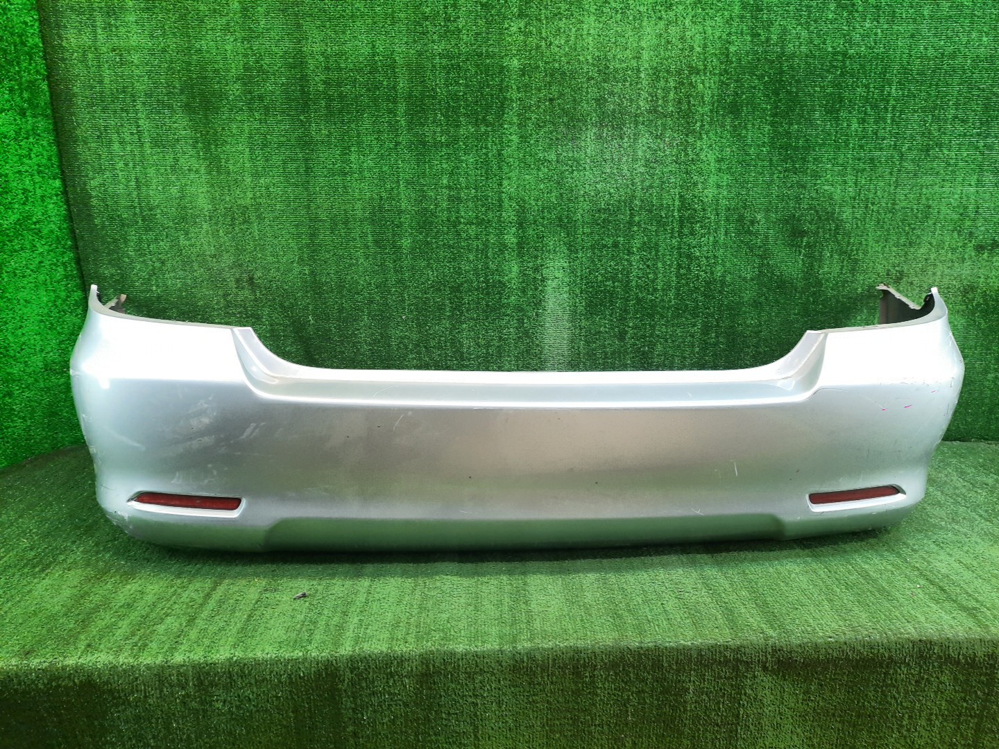 Бампер задний TOYOTA ALLION ZZT240, NZT240, AZT240, ZZT245 10565 1 ракурс