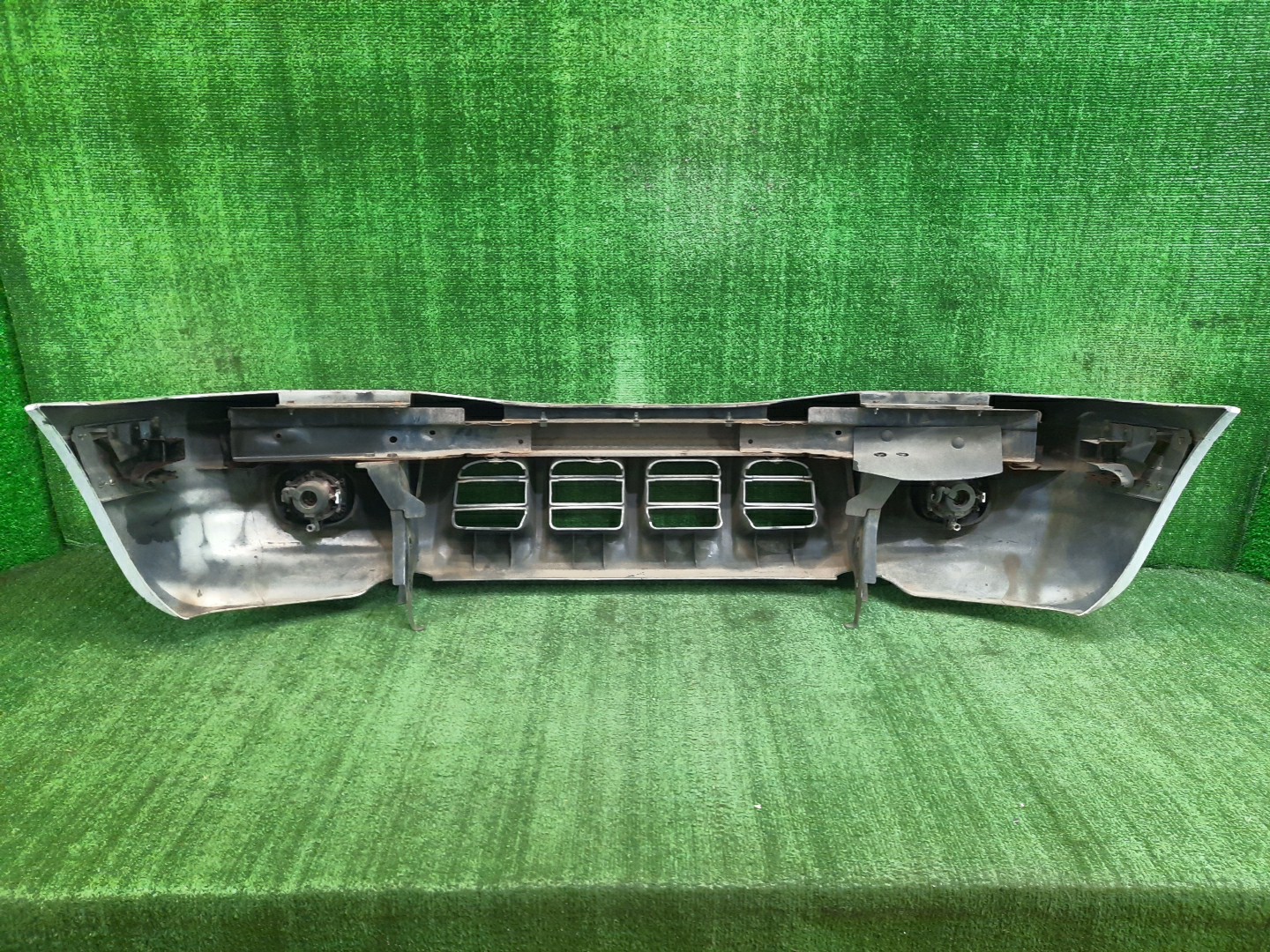 Бампер передний ISUZU WIZARD UES73FW, UES25FW, UER25FW 10583 5 ракурс