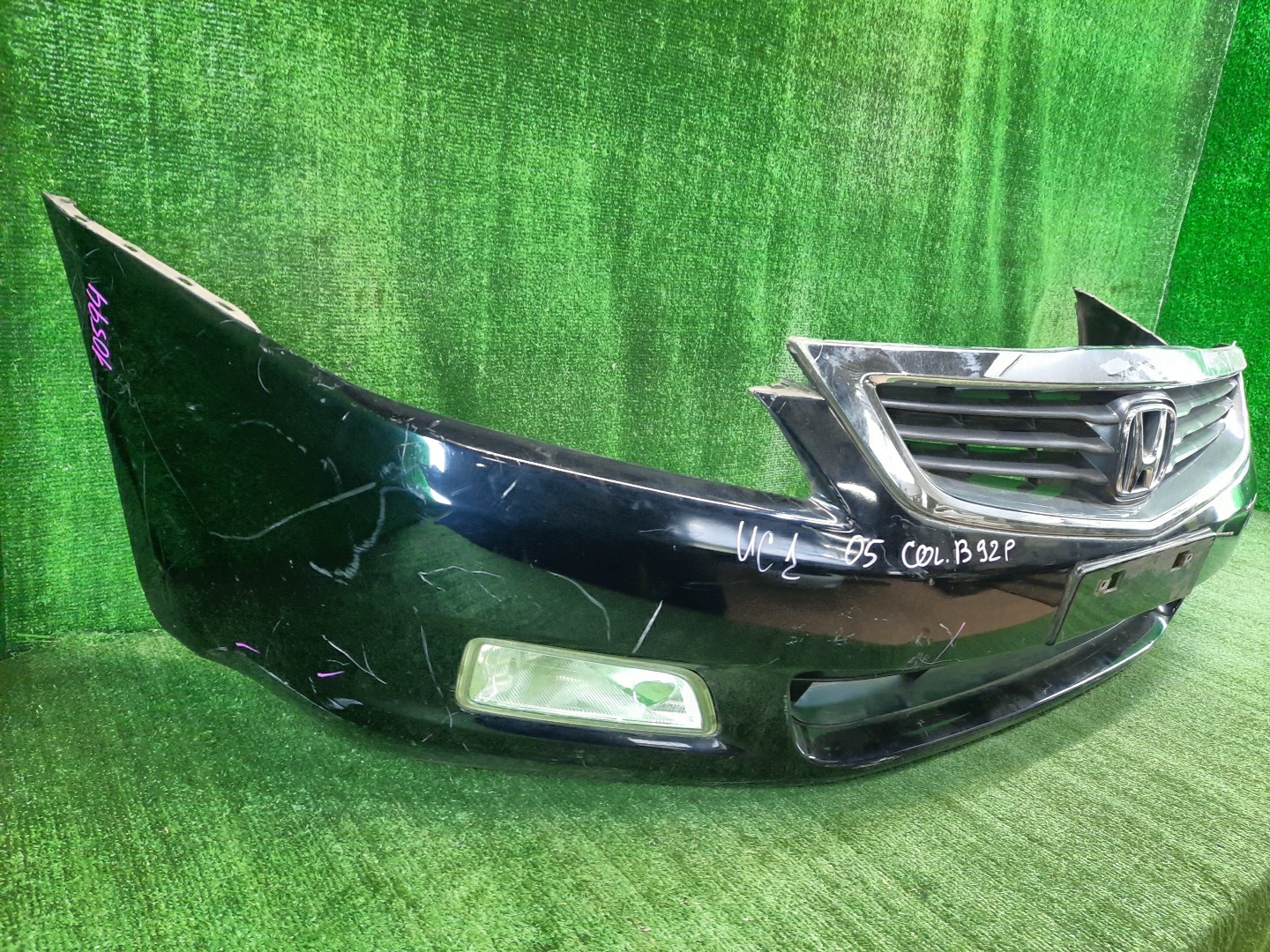 Бампер передний HONDA INSPIRE UC1 10594 3 ракурс Бампер передний HONDA INSPIRE UC1 10594 3 ракурс