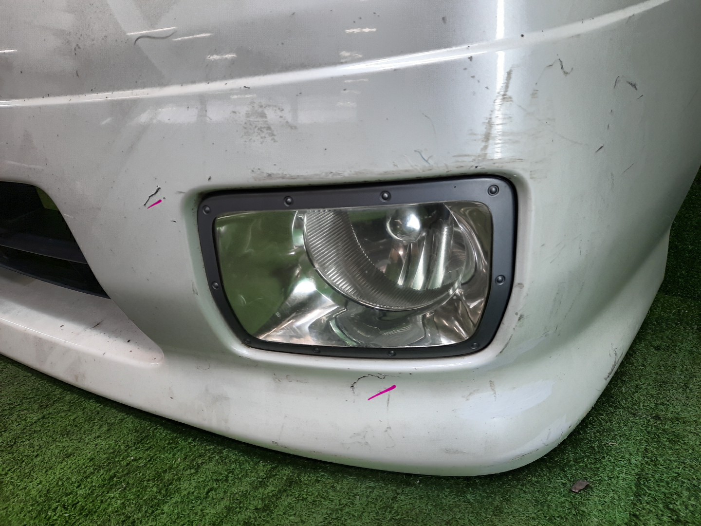 Бампер передний NISSAN SERENA TNC24, TC24, RC24, PC24, PNC24, VC24, VNC24 10596 5 ракурс