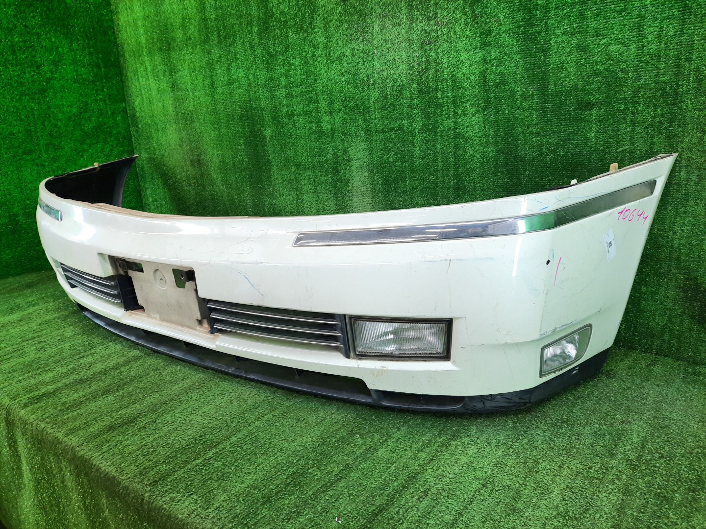 Бампер передний NISSAN CEDRIC, GLORIA MY34, ENY34, HY34 10644 2 ракурс