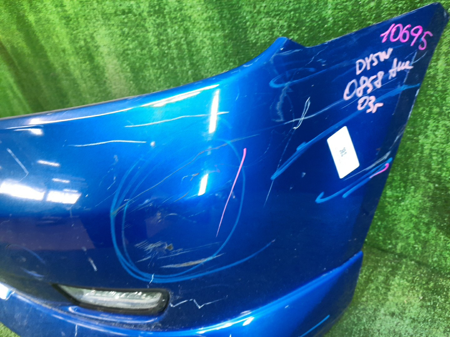 Бампер передний MAZDA DEMIO DY3W, DY5W, DY3R 10695 5 ракурс