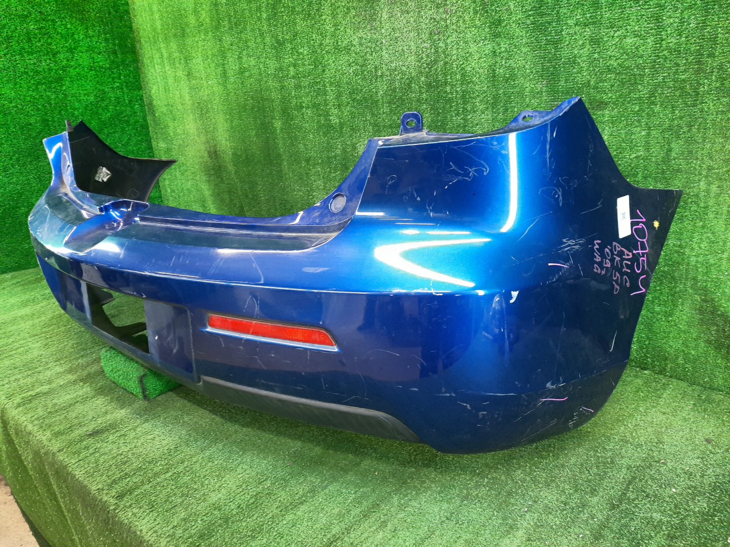 Бампер задний MAZDA AXELA, MAZDA 3, 3 BK5P, BK3P, BKEP, BK WAGON 2 ракурс