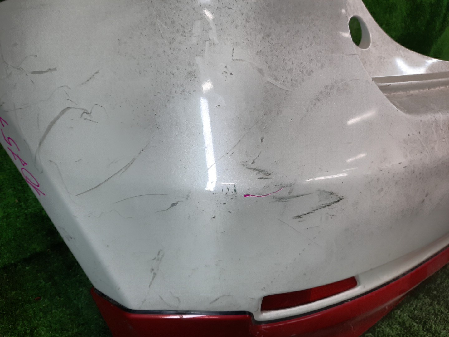 Бампер задний NISSAN NOTE E11 10757 4 ракурс