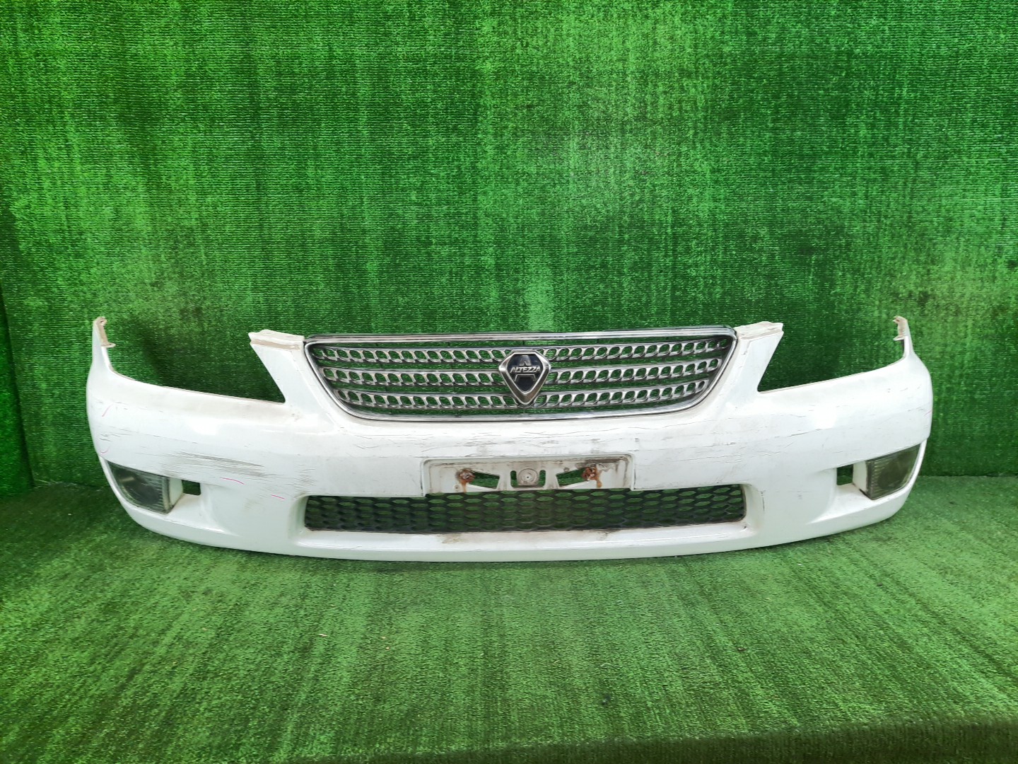 Бампер передний TOYOTA ALTEZZA, IS200, IS300 GXE10, SXE10, JCE10, JCE15 10763 1 ракурс
