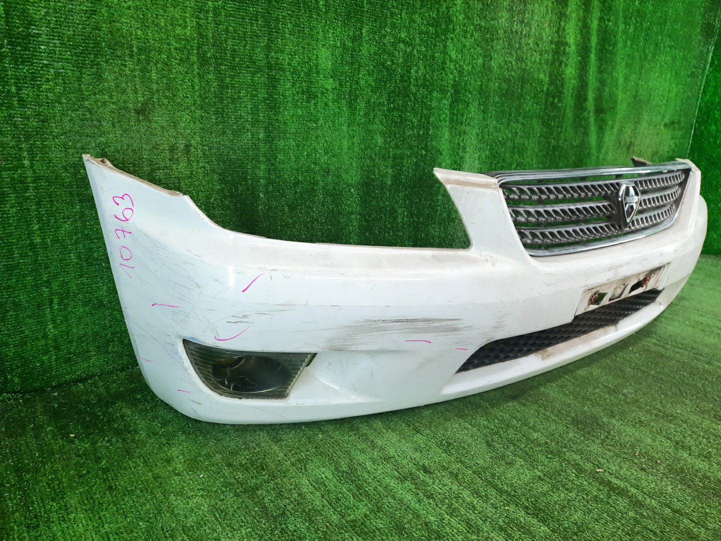 Бампер передний TOYOTA ALTEZZA, IS200, IS300 GXE10, SXE10, JCE10, JCE15 10763 3 ракурс