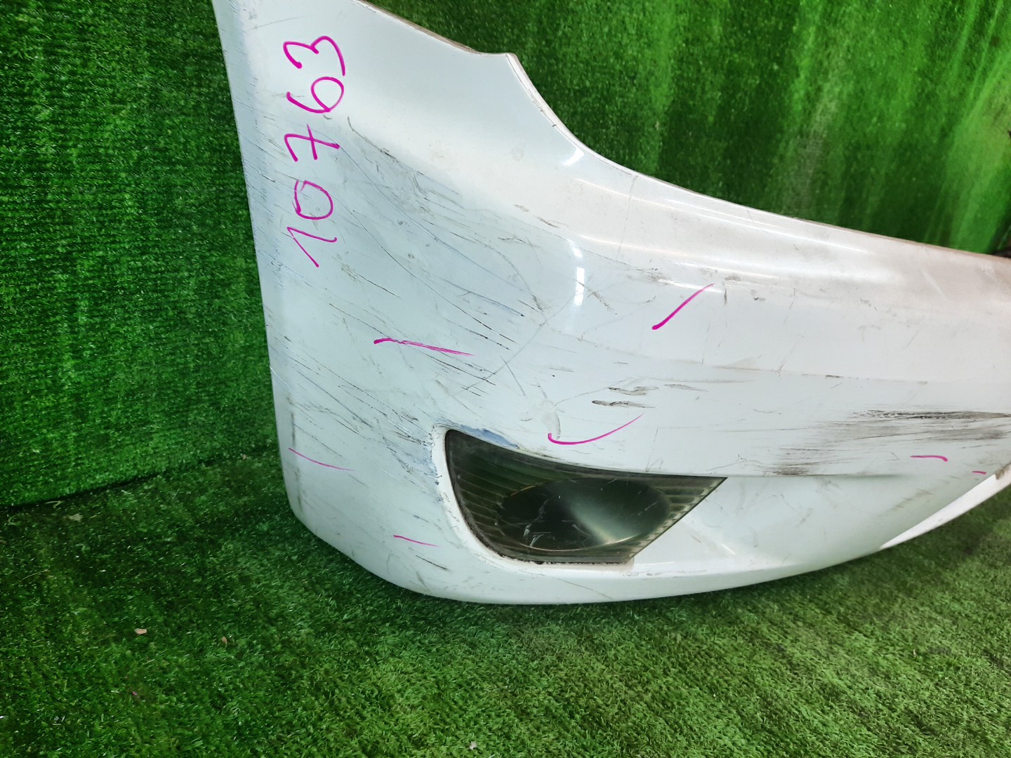 Бампер передний TOYOTA ALTEZZA, IS200, IS300 GXE10, SXE10, JCE10, JCE15 10763 4 ракурс