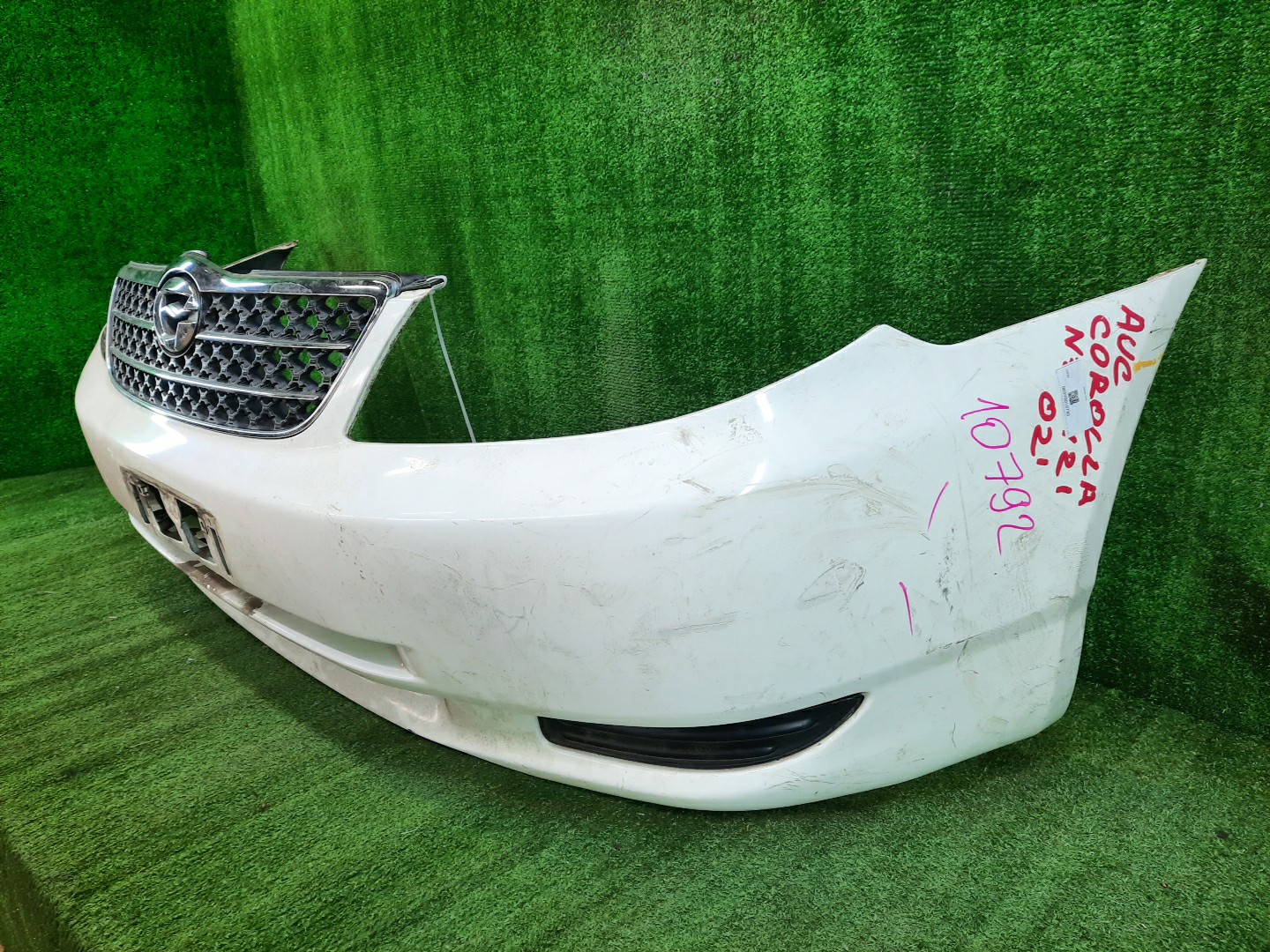 Бампер передний TOYOTA COROLLA, COROLLA FIELDER ZZE124, NZE121, NZE120, ZZE122, NZE124, CE121, NZE121G, ZZE123G, ZZE124G, ZZE122G, NZE124G 10792 2 ракурс