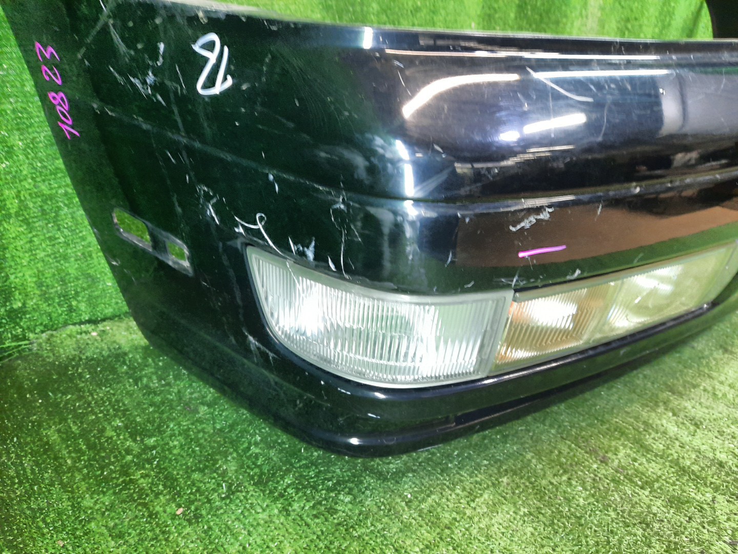 Бампер передний NISSAN CEDRIC, GLORIA Y33 62022-5P640 4 ракурс