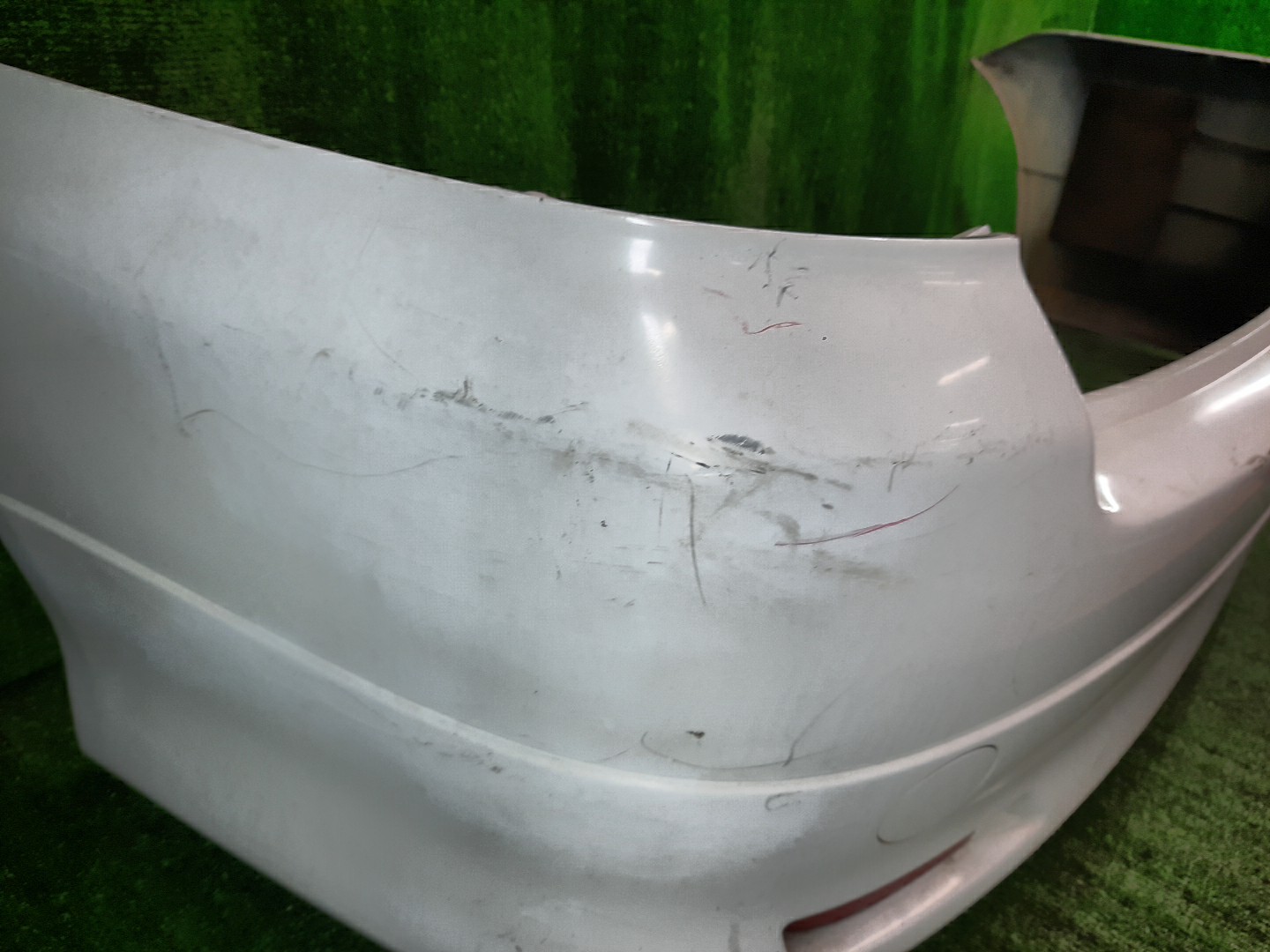 Бампер задний TOYOTA IPSUM ACM21W, ACM26W 10834 4 ракурс
